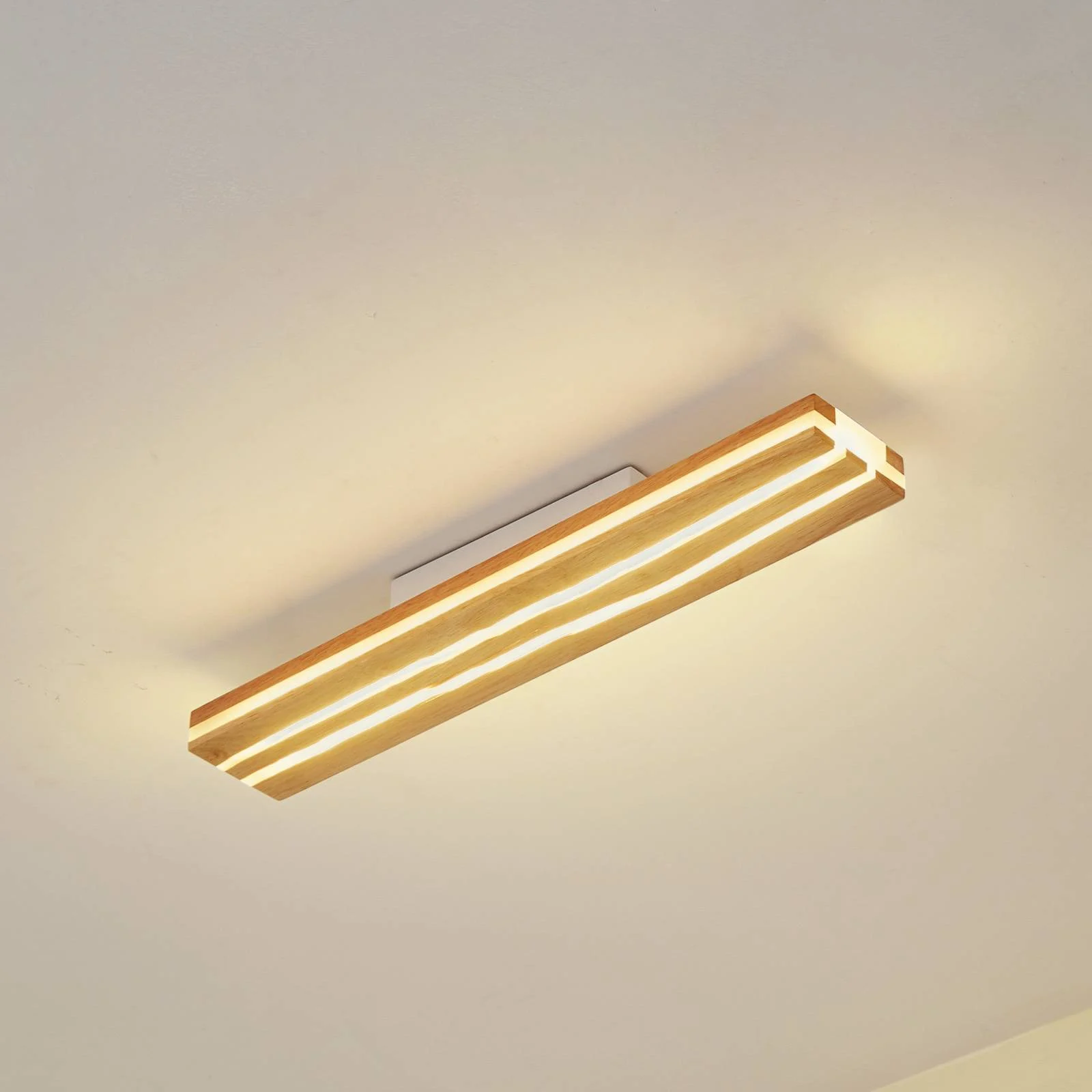 Lucande LED-Deckenleuchte Silja, Holz, 100 cm, 430lm günstig online kaufen