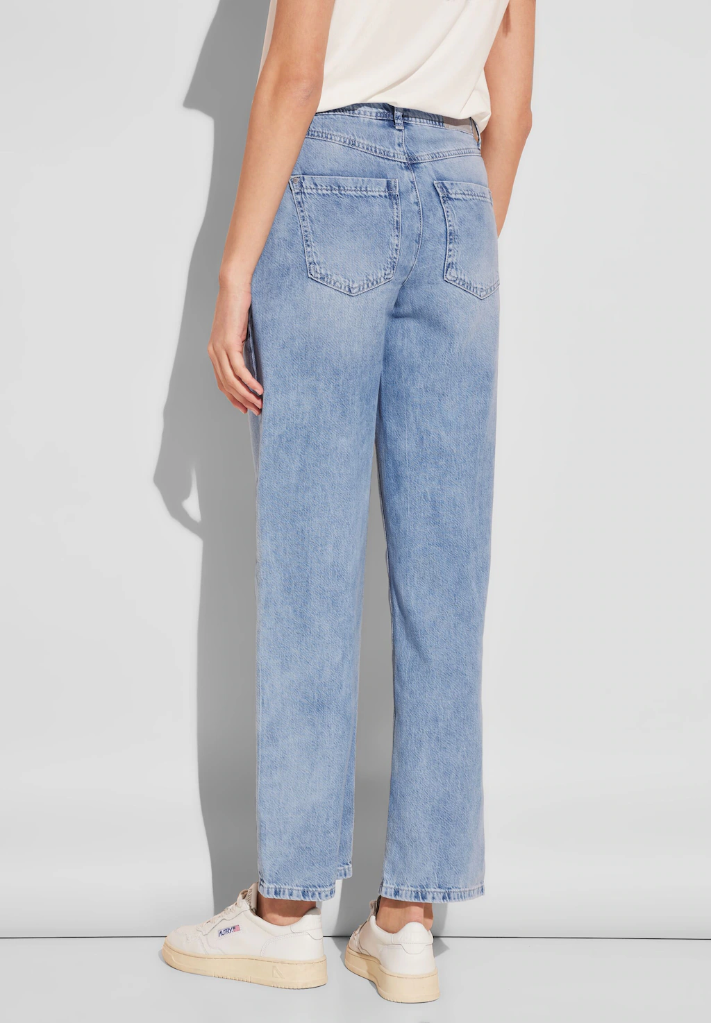 STREET ONE High-waist-Jeans, in hellblauer Waschung günstig online kaufen