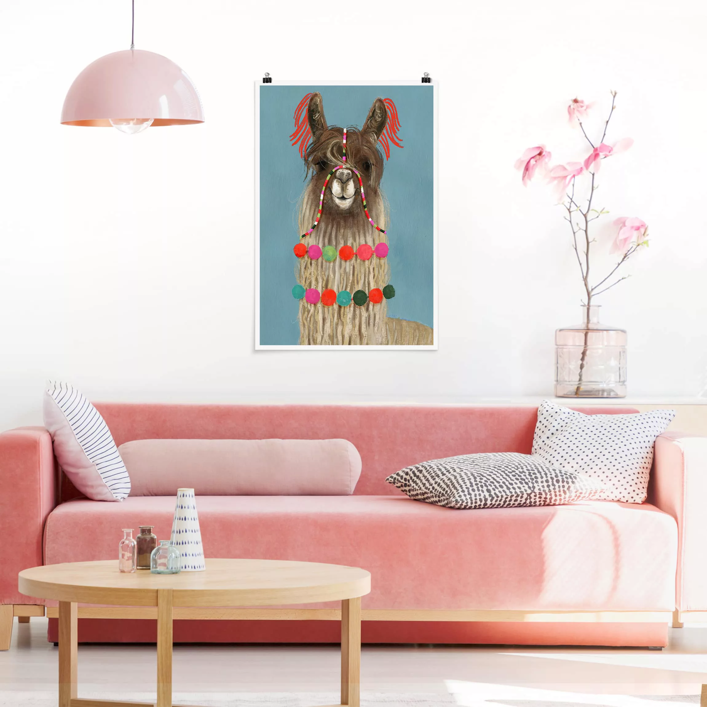 Poster Tiere - Hochformat Lama mit Schmuck I günstig online kaufen