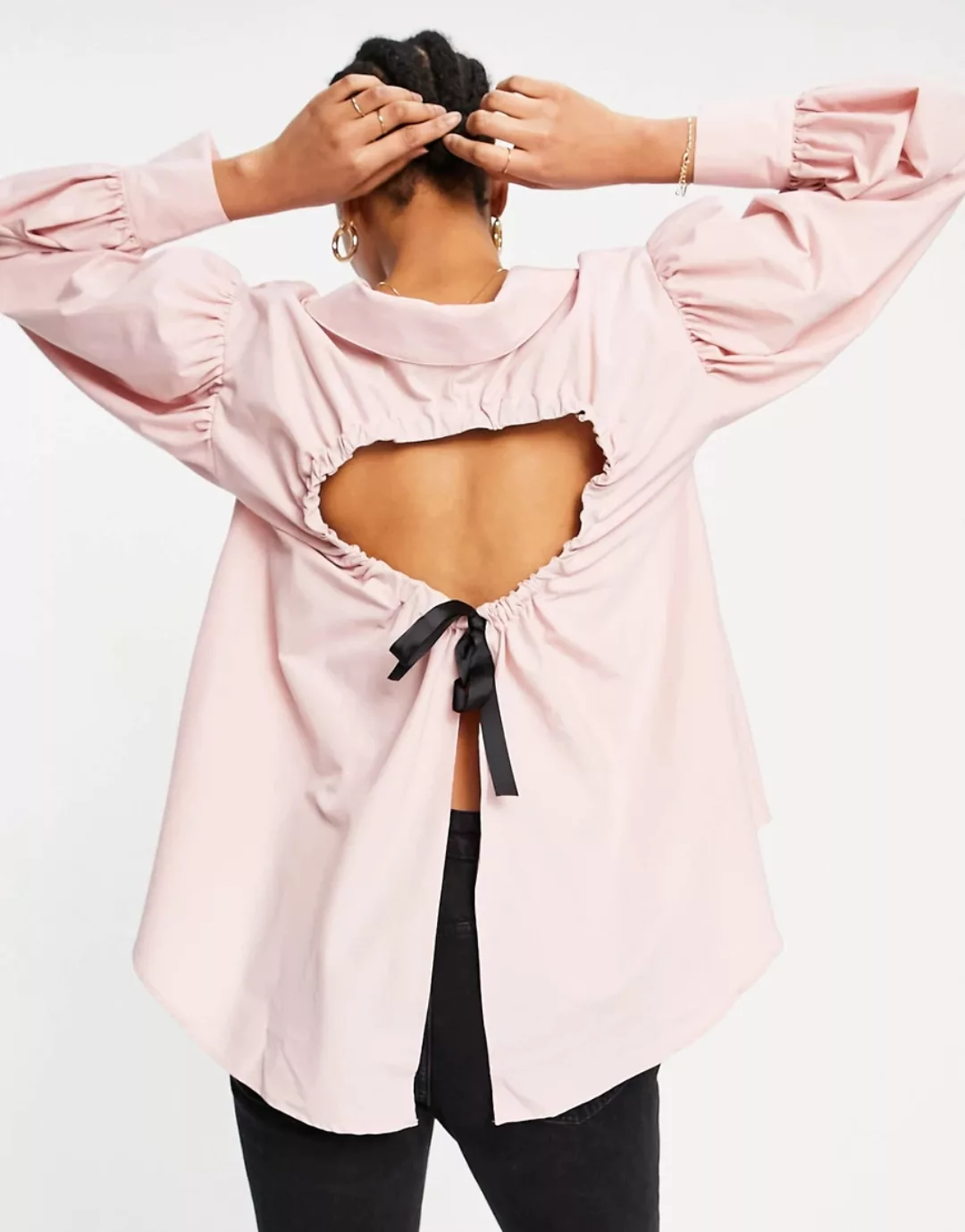 ASOS DESIGN – Luftig geschnittene Bluse mit Kragen und Rückenausschnitt in günstig online kaufen