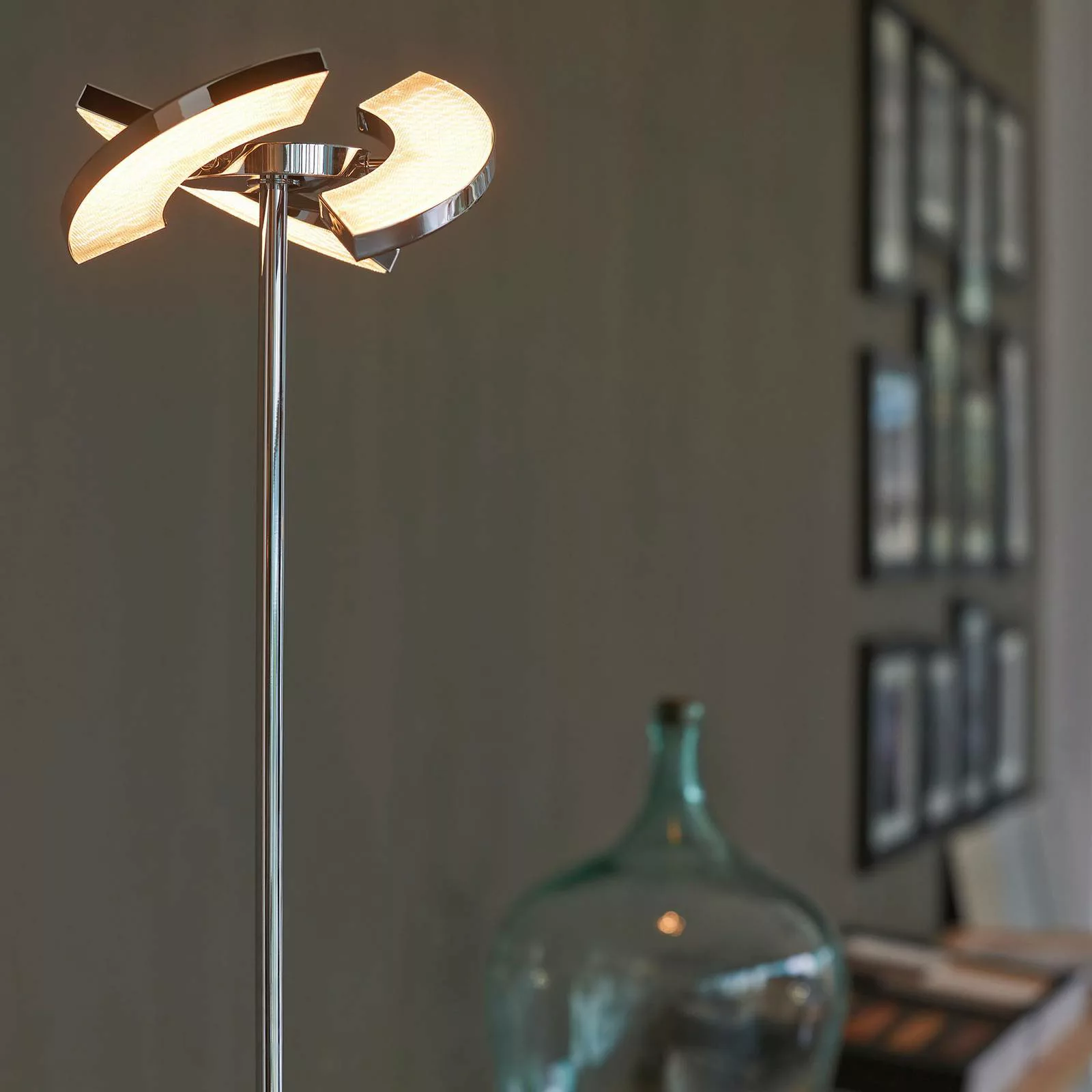 OLIGO Trinity LED-Stehlampe 3 bewegliche Segmente günstig online kaufen