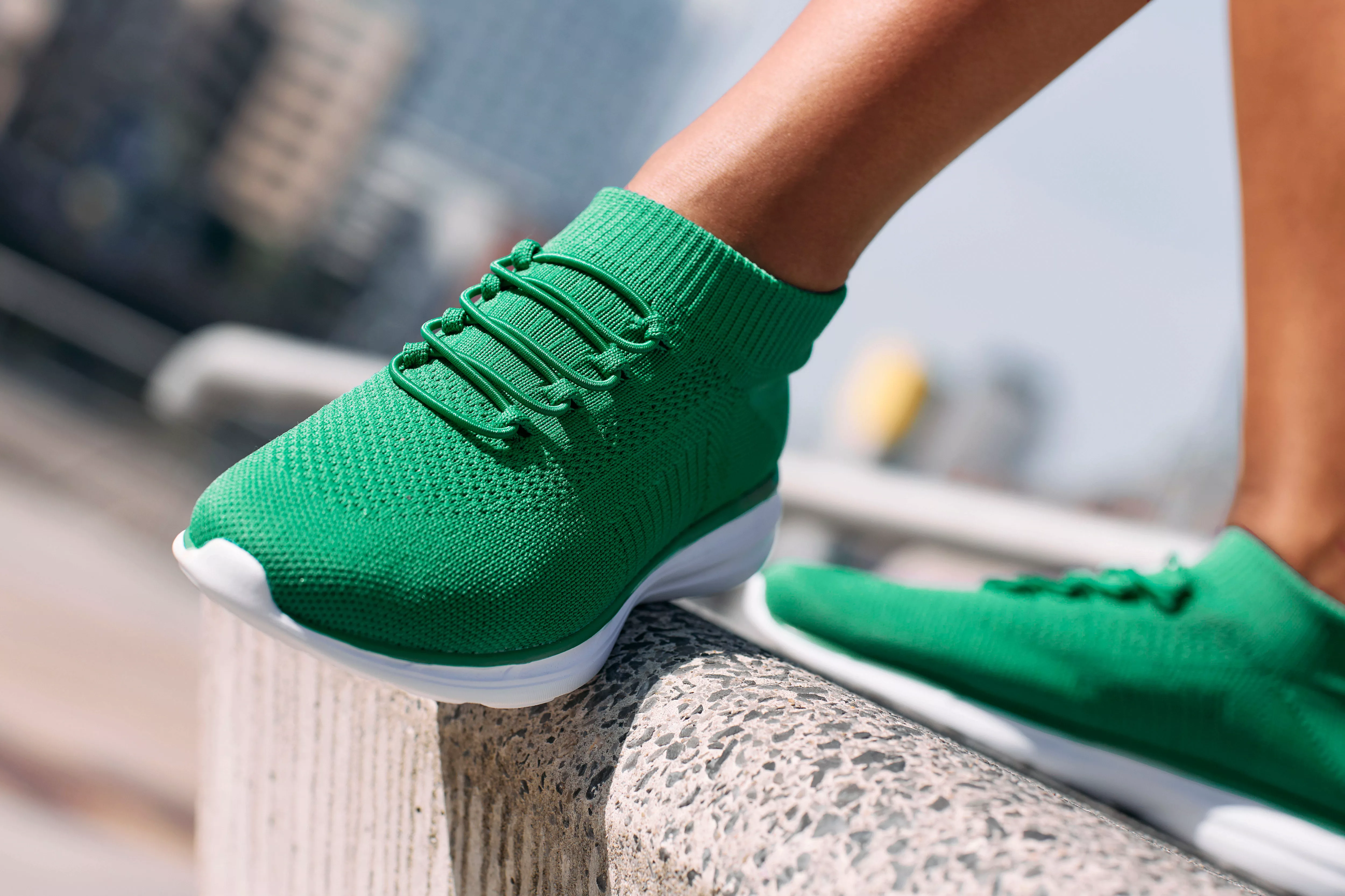 LASCANA Sneaker, Slipper, Halbschuh, ultraleicht und bequem zum Reinschlüpf günstig online kaufen