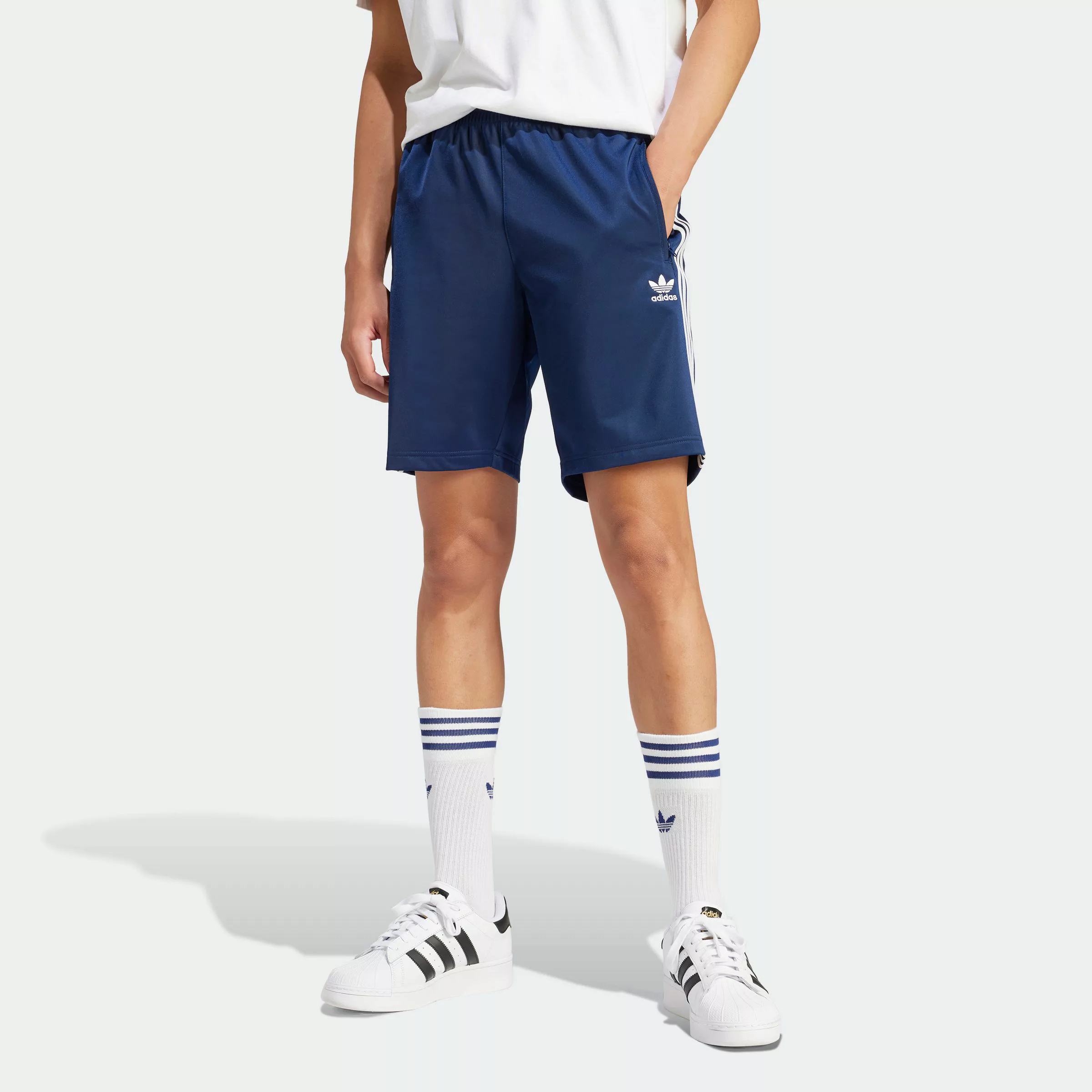 adidas Originals Shorts "FIREBIRD SHORT", (1 tlg.), Trainingsshorts günstig online kaufen
