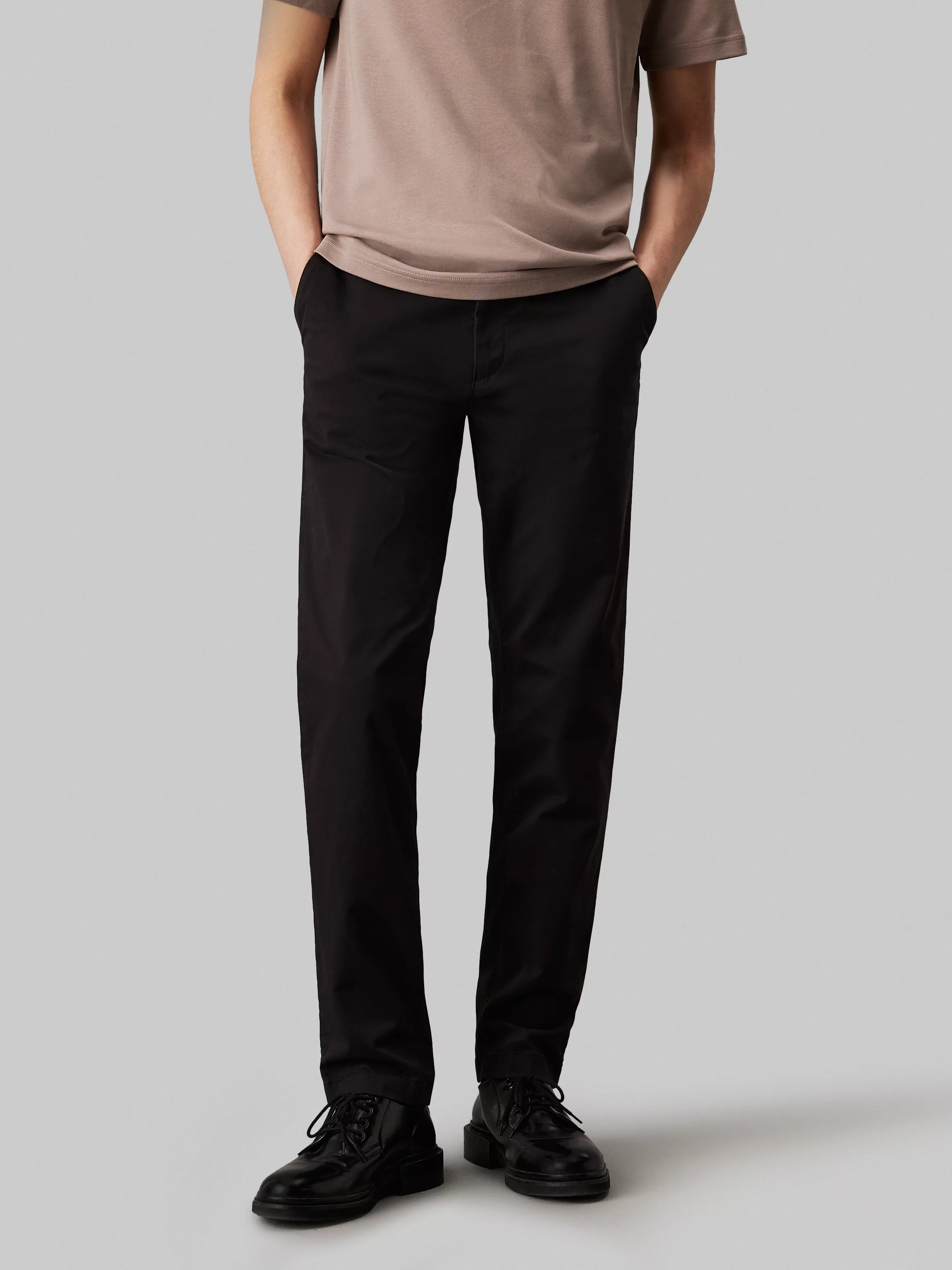 Calvin Klein Chinohose MODERN TWILL SLIM CHINO mit Logoprägung günstig online kaufen