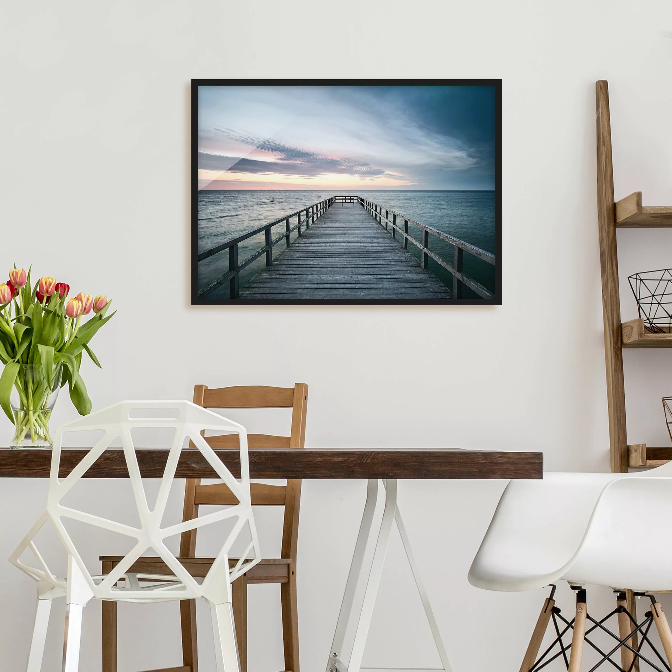 Bild mit Rahmen Natur & Landschaft - Querformat Steg Promenade günstig online kaufen