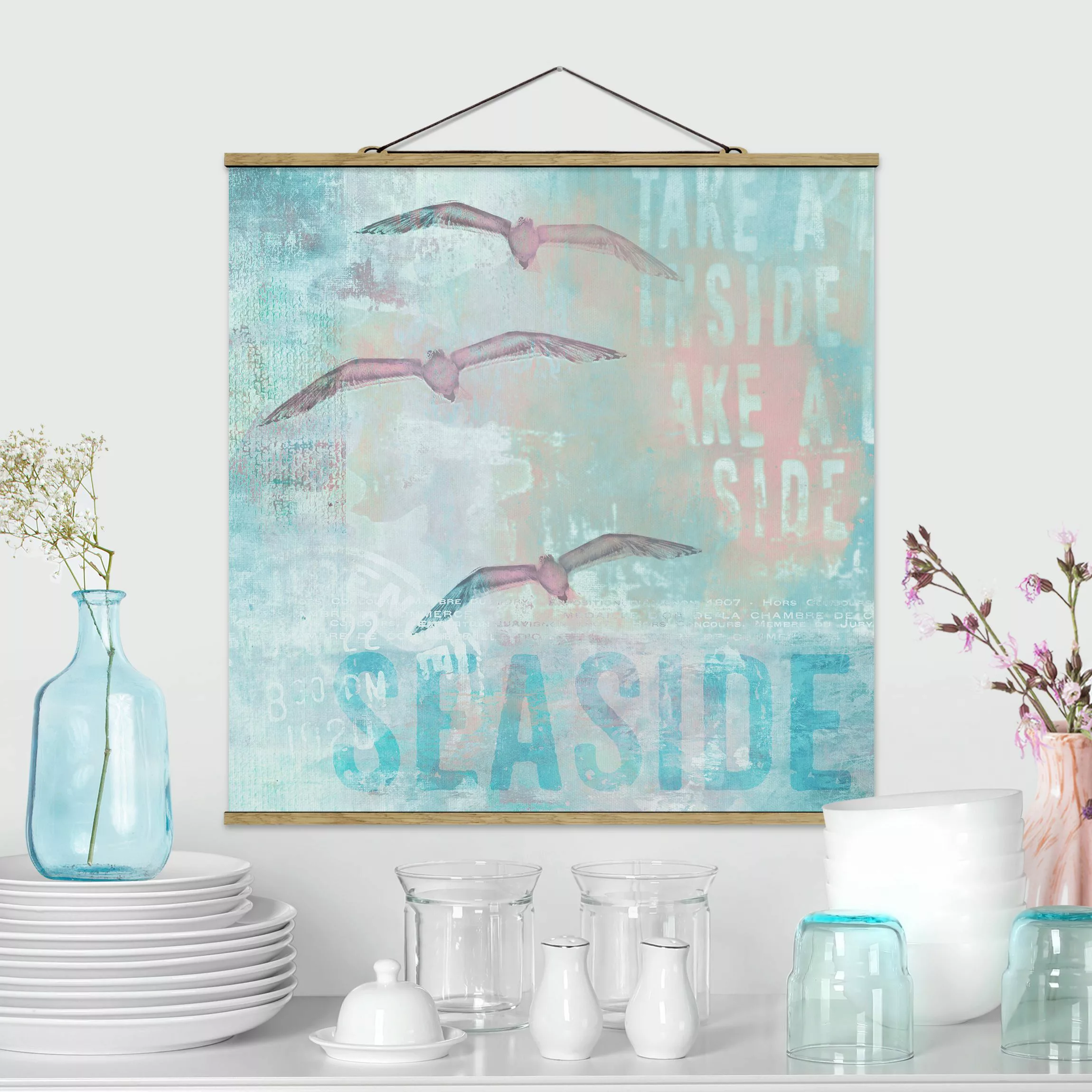 Stoffbild Buchstaben mit Posterleisten - Quadrat Shabby Chic Collage - Möwe günstig online kaufen