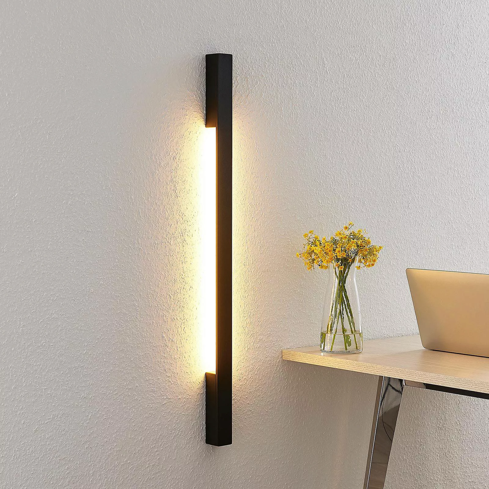 Arcchio Ivano LED-Wandleuchte, 91 cm, schwarz günstig online kaufen