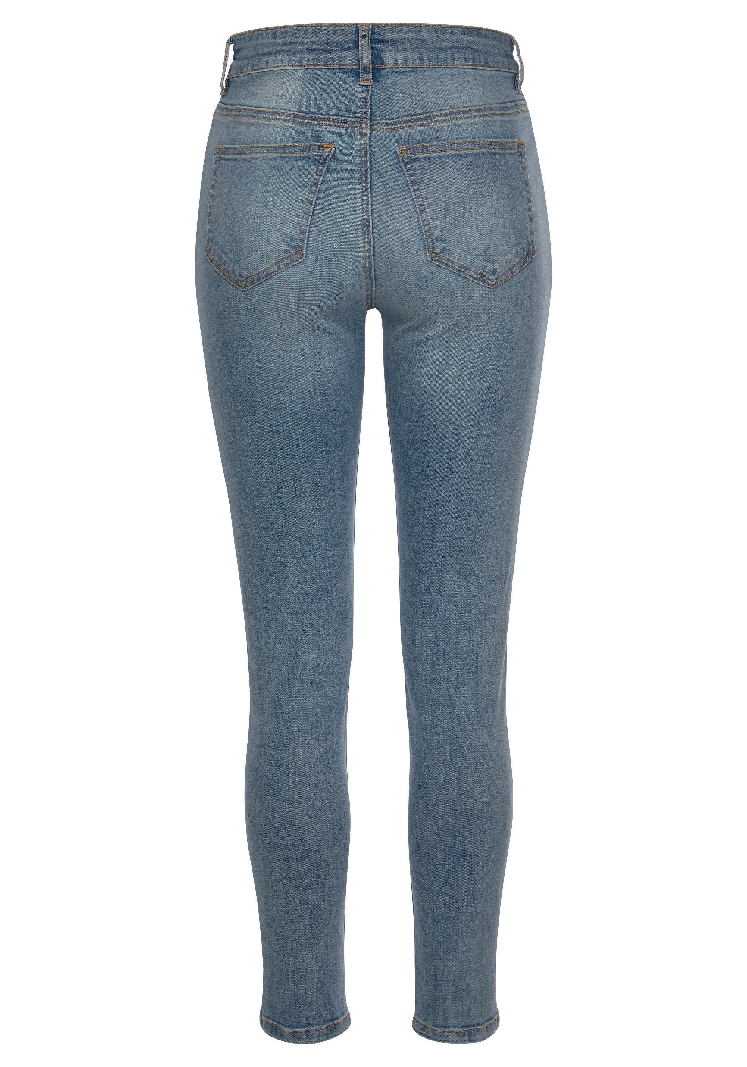 Buffalo High-waist-Jeans mit modischer Knopfleiste günstig online kaufen