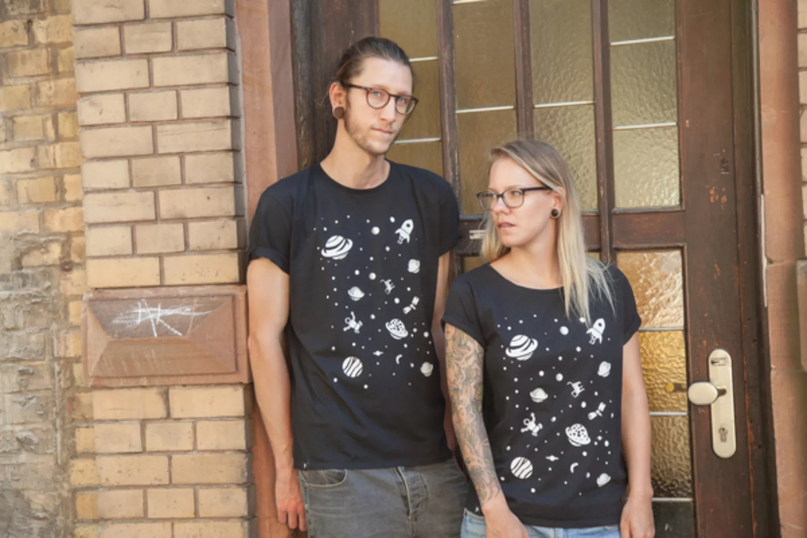 Lost In Space - Fair Wear Bio Männer T-shirt - Black günstig online kaufen