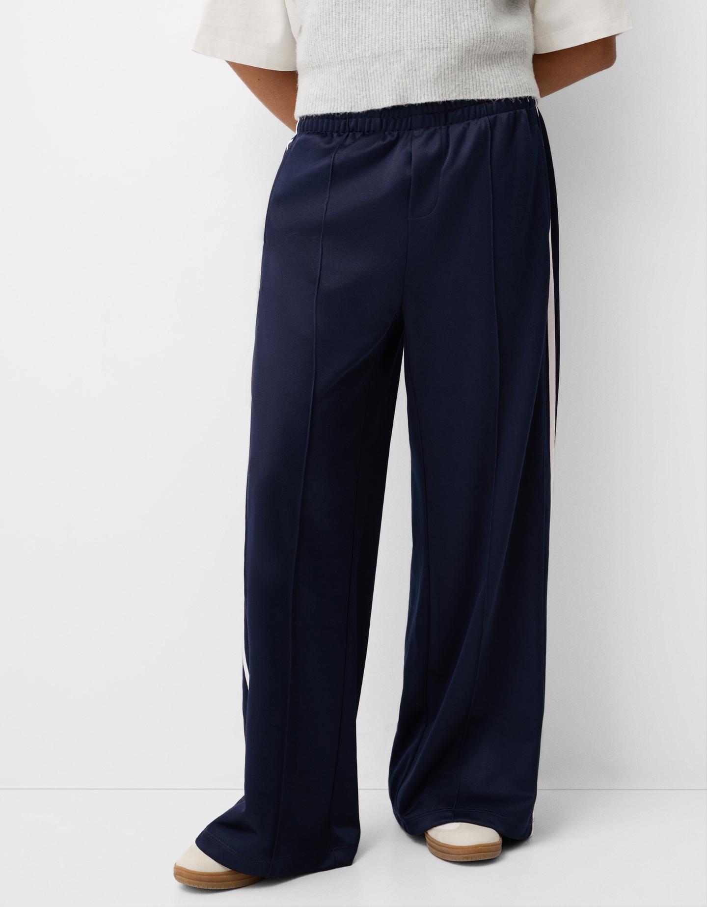 Bershka Hose Mit Seitlichem Streifen Damen Xs Marinenblau günstig online kaufen