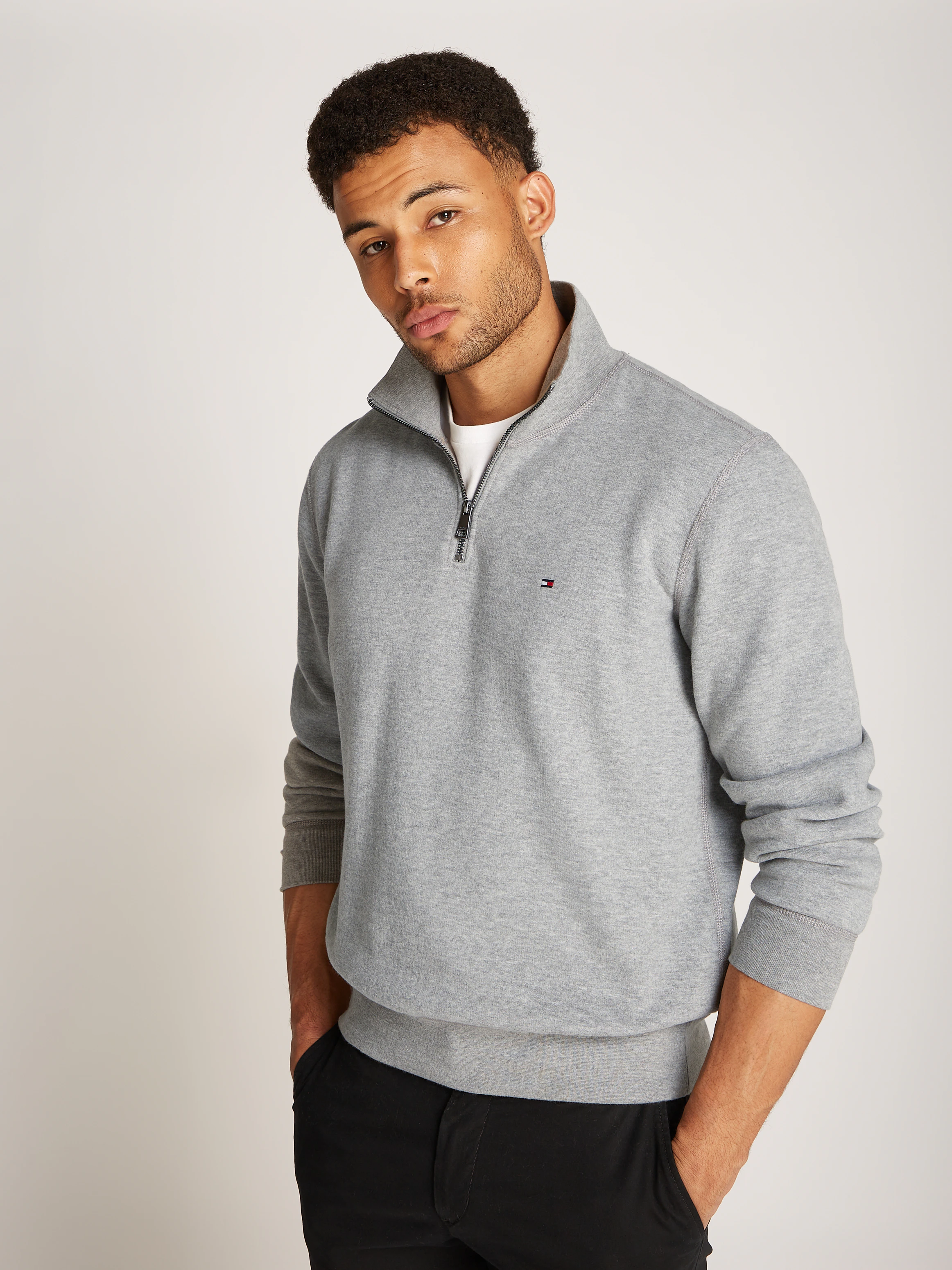 Tommy Hilfiger Sweatshirt "ESSENTIAL FLEECE 1/4 ZIP", mit Stehkragen günstig online kaufen