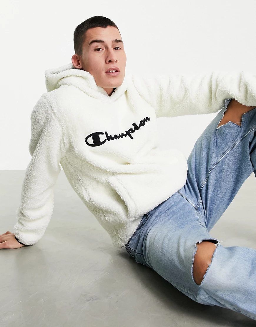 Champion – Fleece-Sweatshirt in Hellbraun mit großem Logo günstig online kaufen