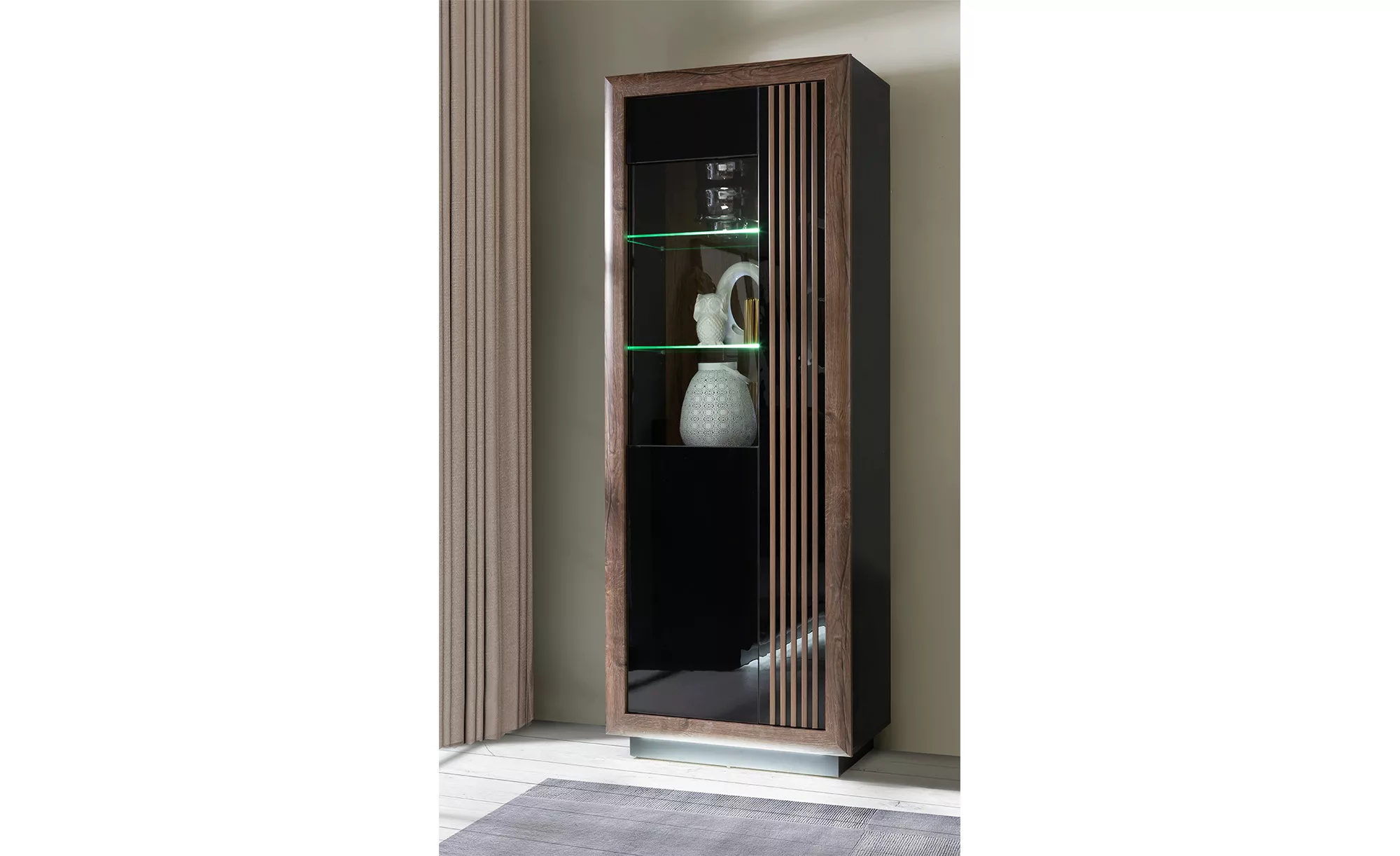 FORTE Highboard "Savona", Höhe 197 cm, inkl. Sockelbeleuchtung günstig online kaufen