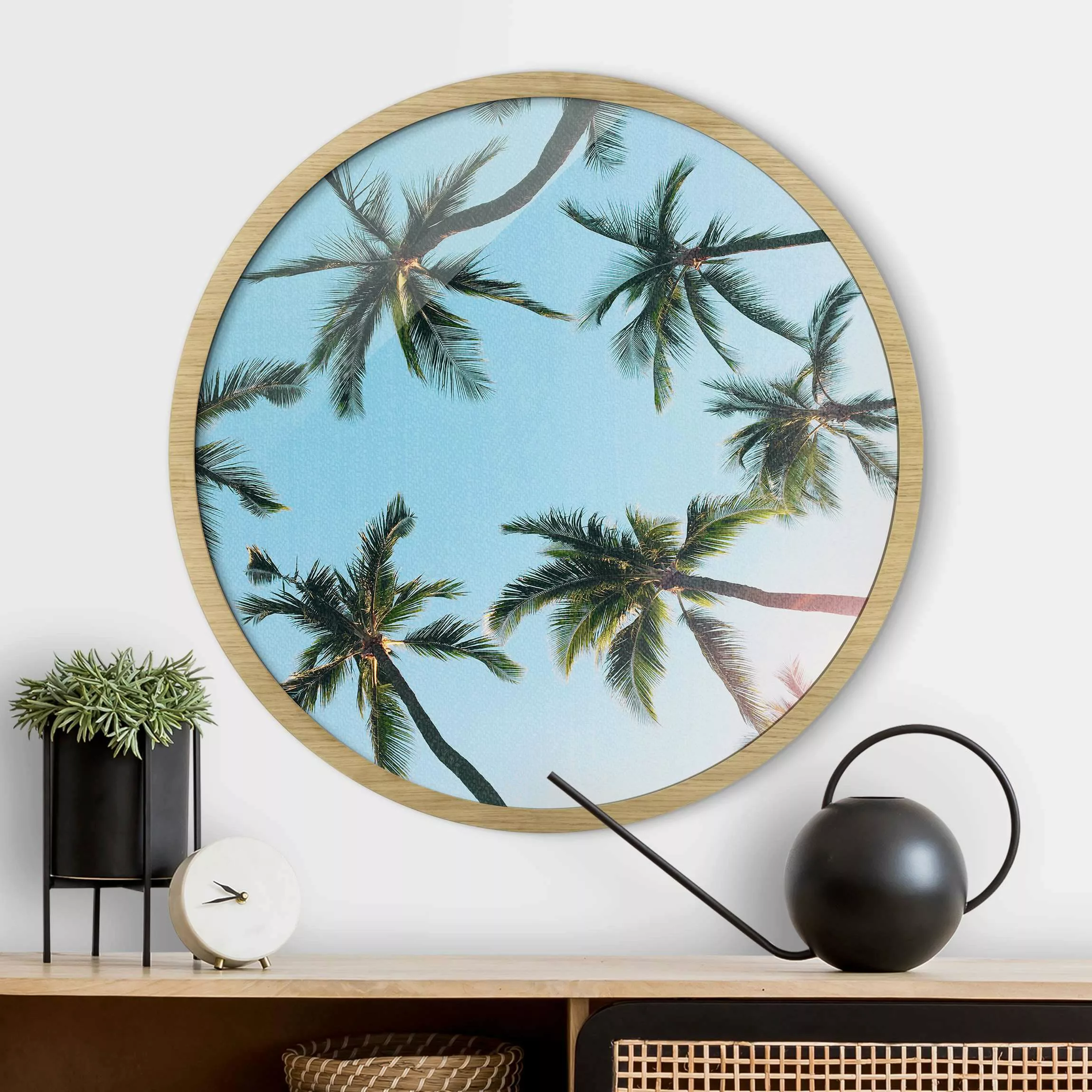 Rundes Gerahmtes Bild Palmengiganten im Himmel günstig online kaufen