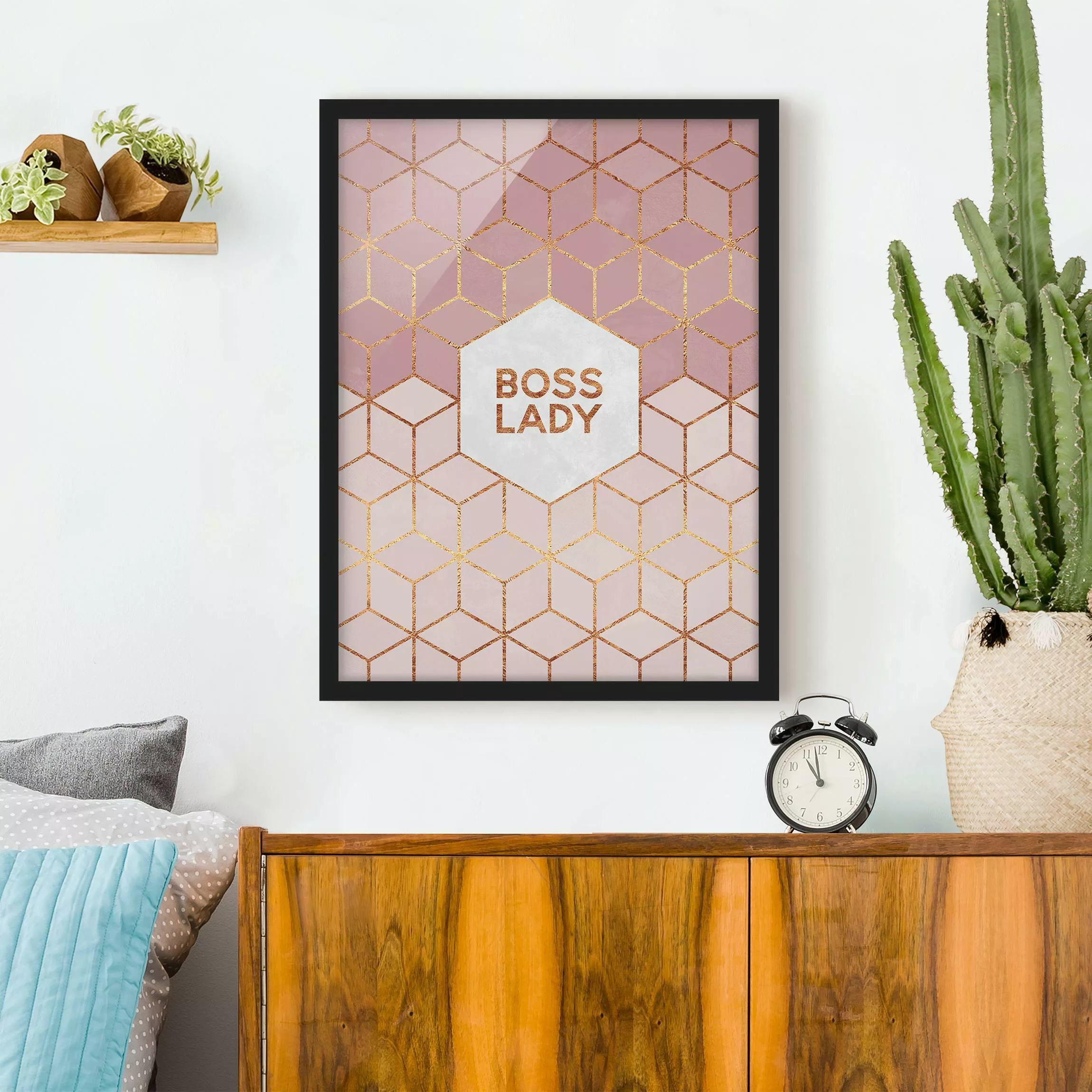 Bild mit Rahmen Spruch - Hochformat Boss Lady Sechsecke Rosa günstig online kaufen