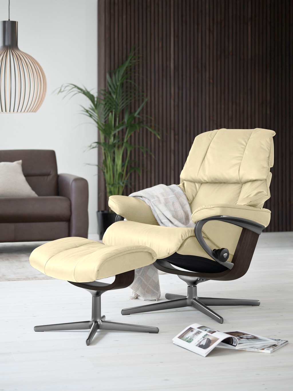 Stressless Relaxsessel "Reno", mit Cross Base, Größe S, M & L, Holzakzent W günstig online kaufen