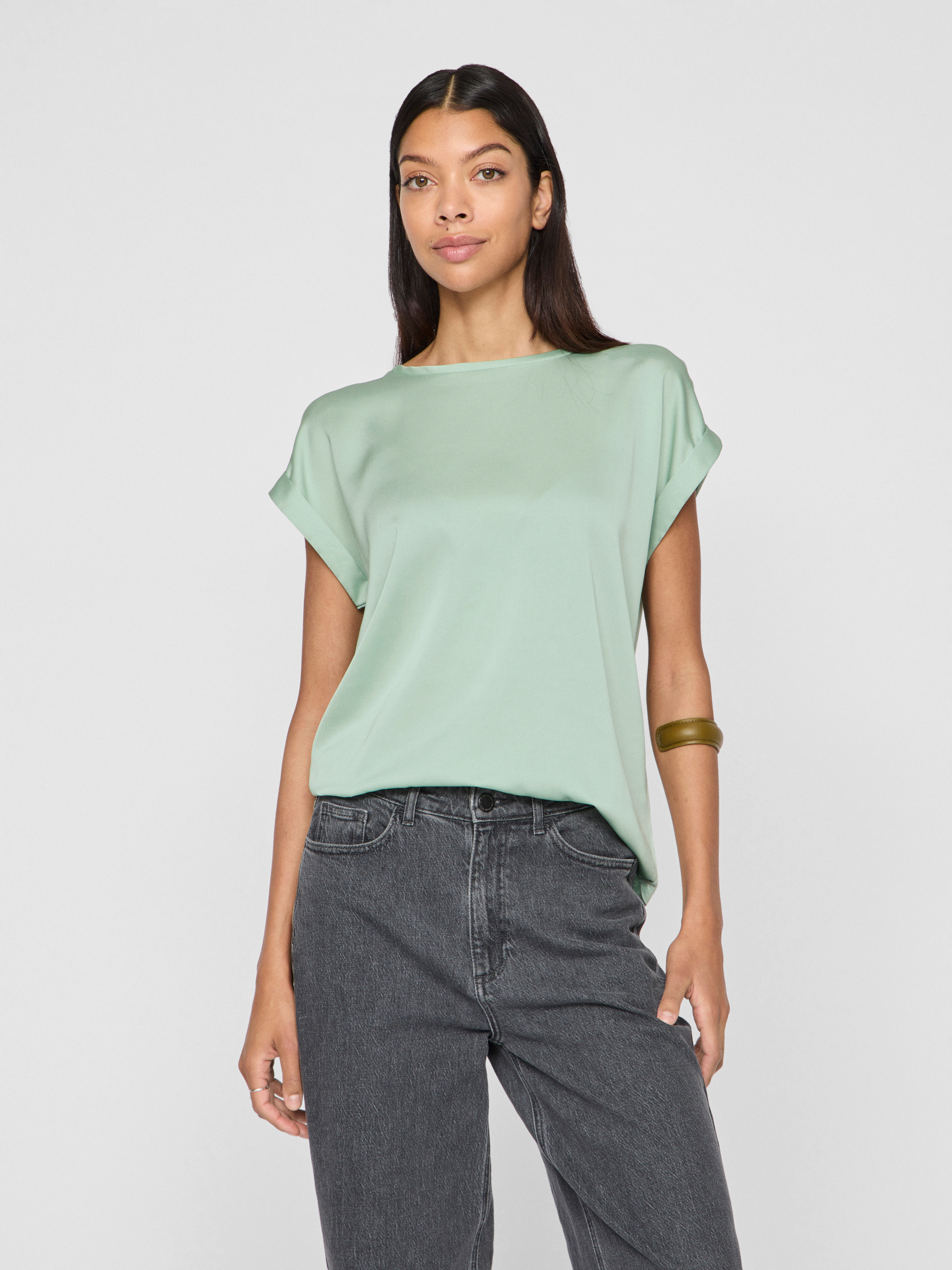 Vila Kurzarmshirt VIELLETTE S/S SATIN TOP günstig online kaufen