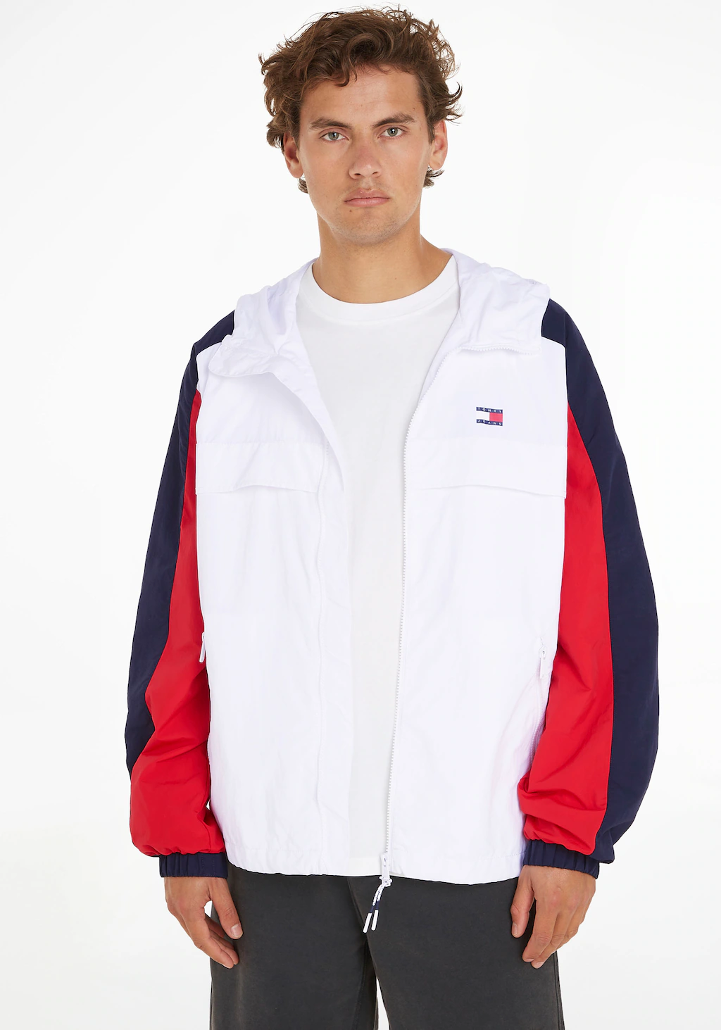 Tommy Jeans Plus Windbreaker "TJM CHICAGO CLBK WINDBREAKER EXT", mit Kapuze günstig online kaufen