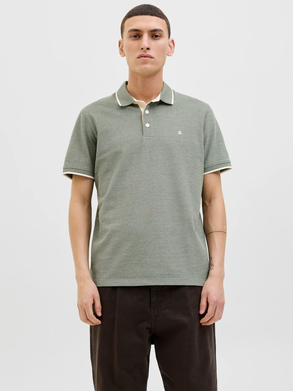 Jack & Jones Poloshirt "JJEPAULOS POLO SS NOOS", mit Logo Stickerei günstig online kaufen