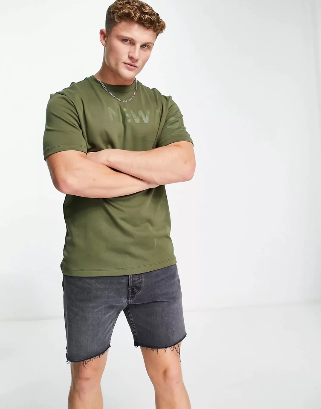 River Island – T-Shirt mit NY-Print in Khaki-Grün günstig online kaufen