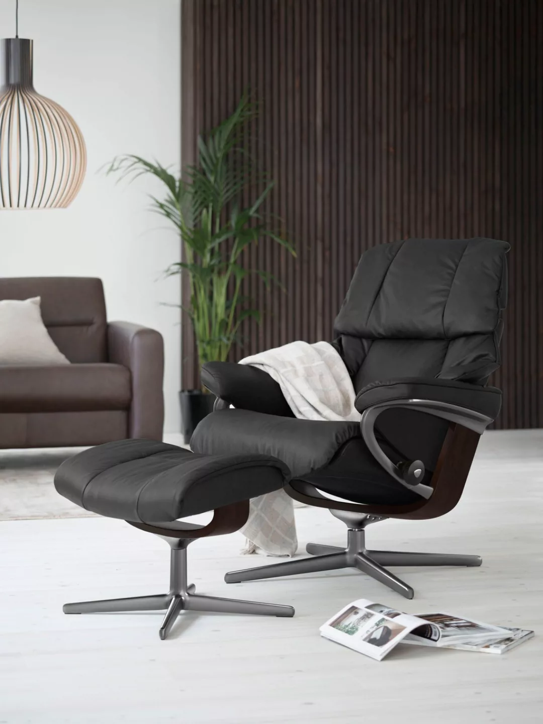 Stressless Relaxsessel "Reno", mit Cross Base, Größe S, M & L, Holzakzent B günstig online kaufen