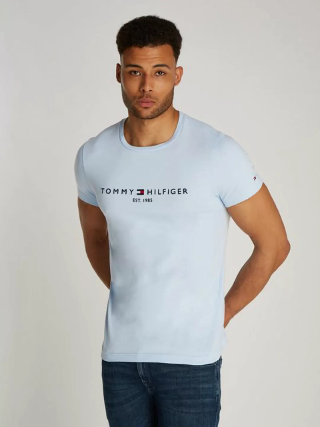 Tommy Hilfiger T-Shirt TOMMY LOGO TEE aus reiner, nachhaltiger Baumwolle günstig online kaufen