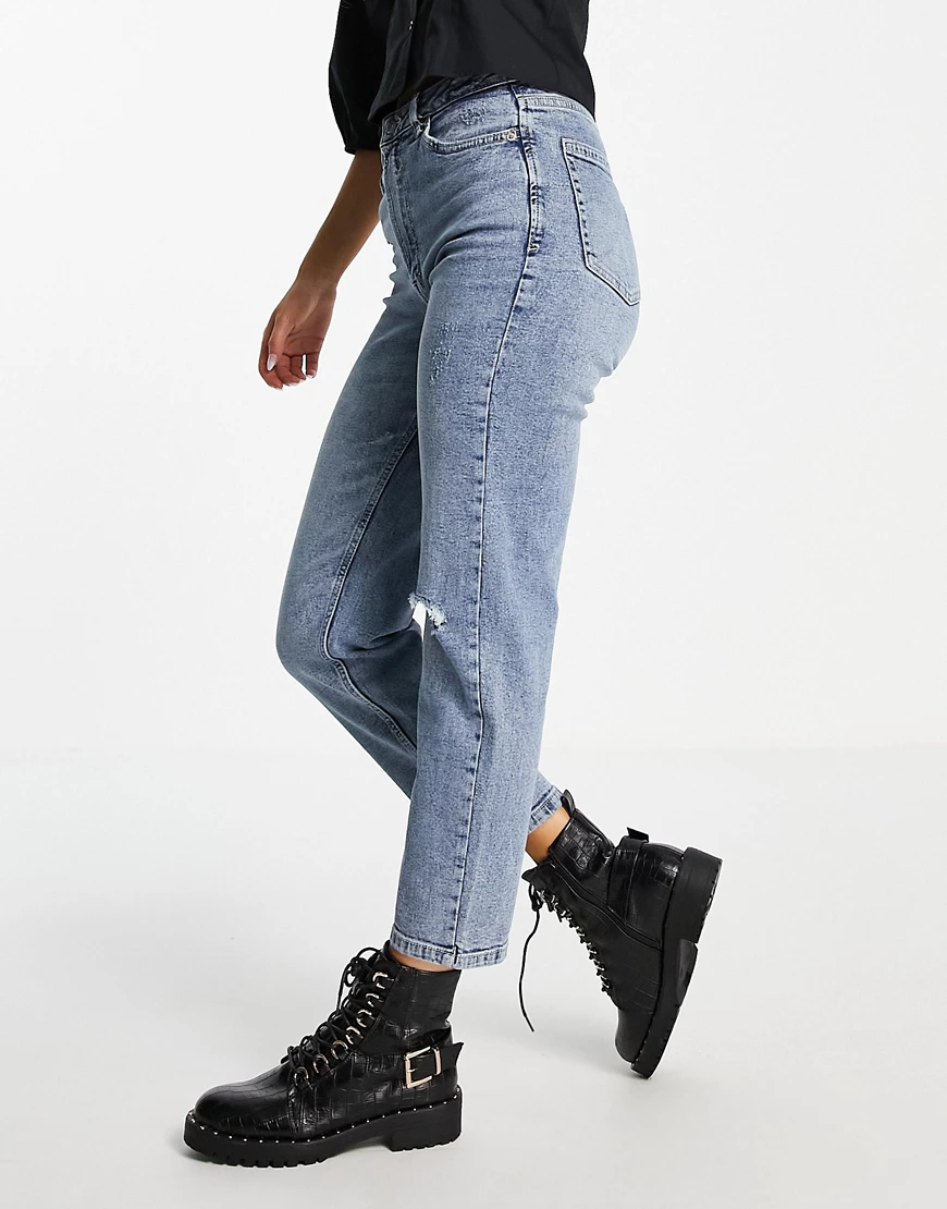 Pull&Bear – Mom-Jeans in Hellblau mit schmalem Schnitt und Zierrissen günstig online kaufen