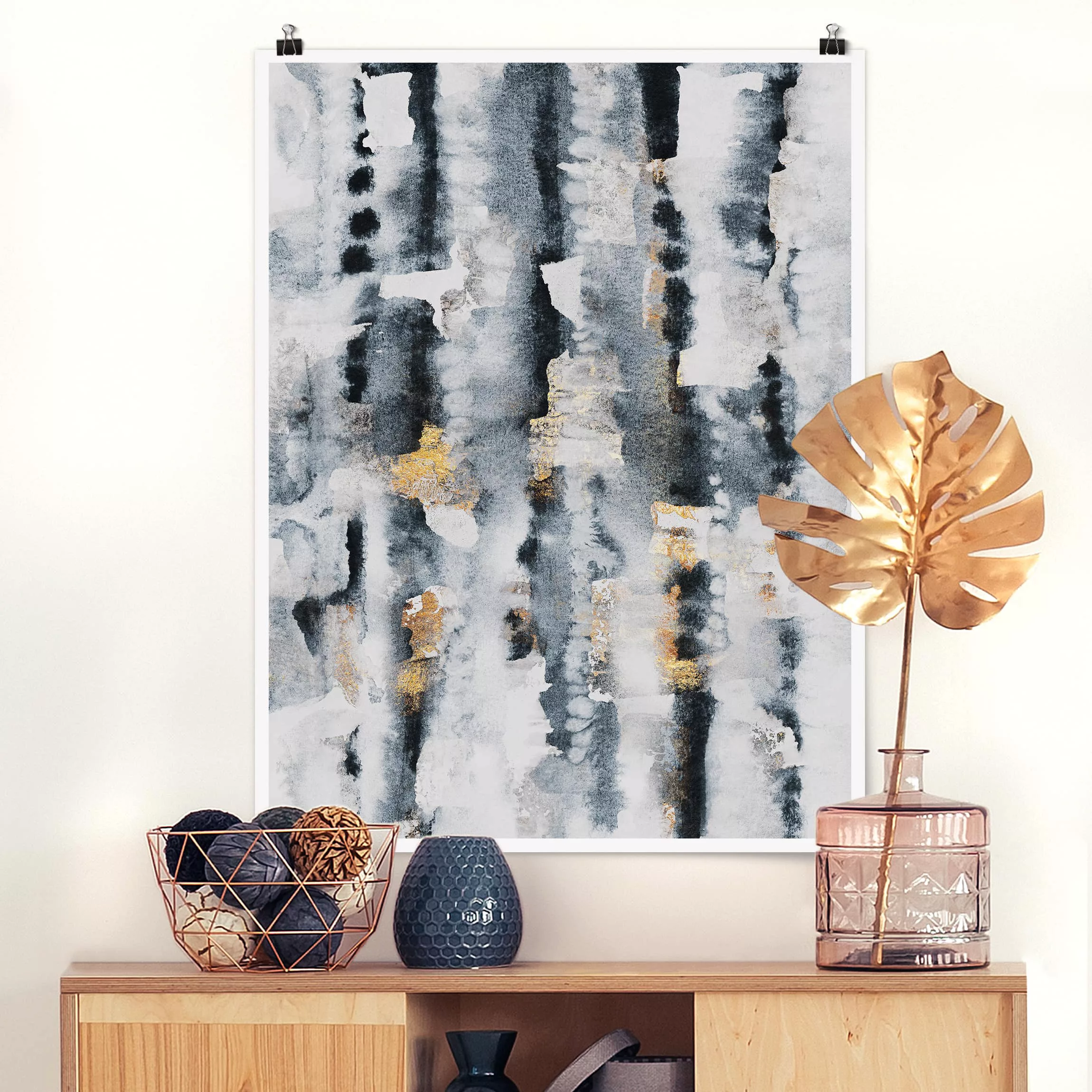 Poster - Hochformat Abstraktes Aquarell mit Gold günstig online kaufen