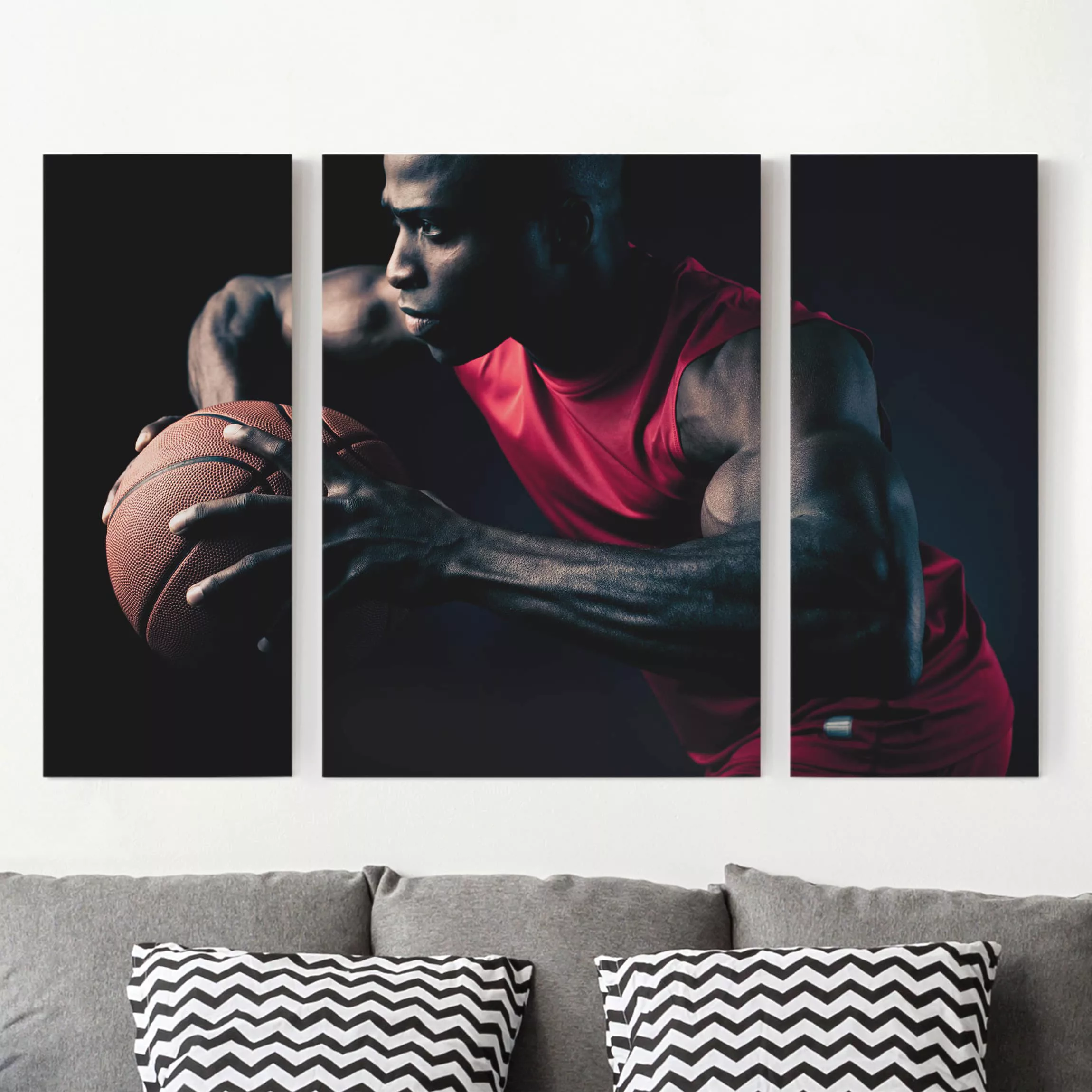 3-teiliges Leinwandbild Portrait - Querformat Nahaufnahme eines Basketballe günstig online kaufen