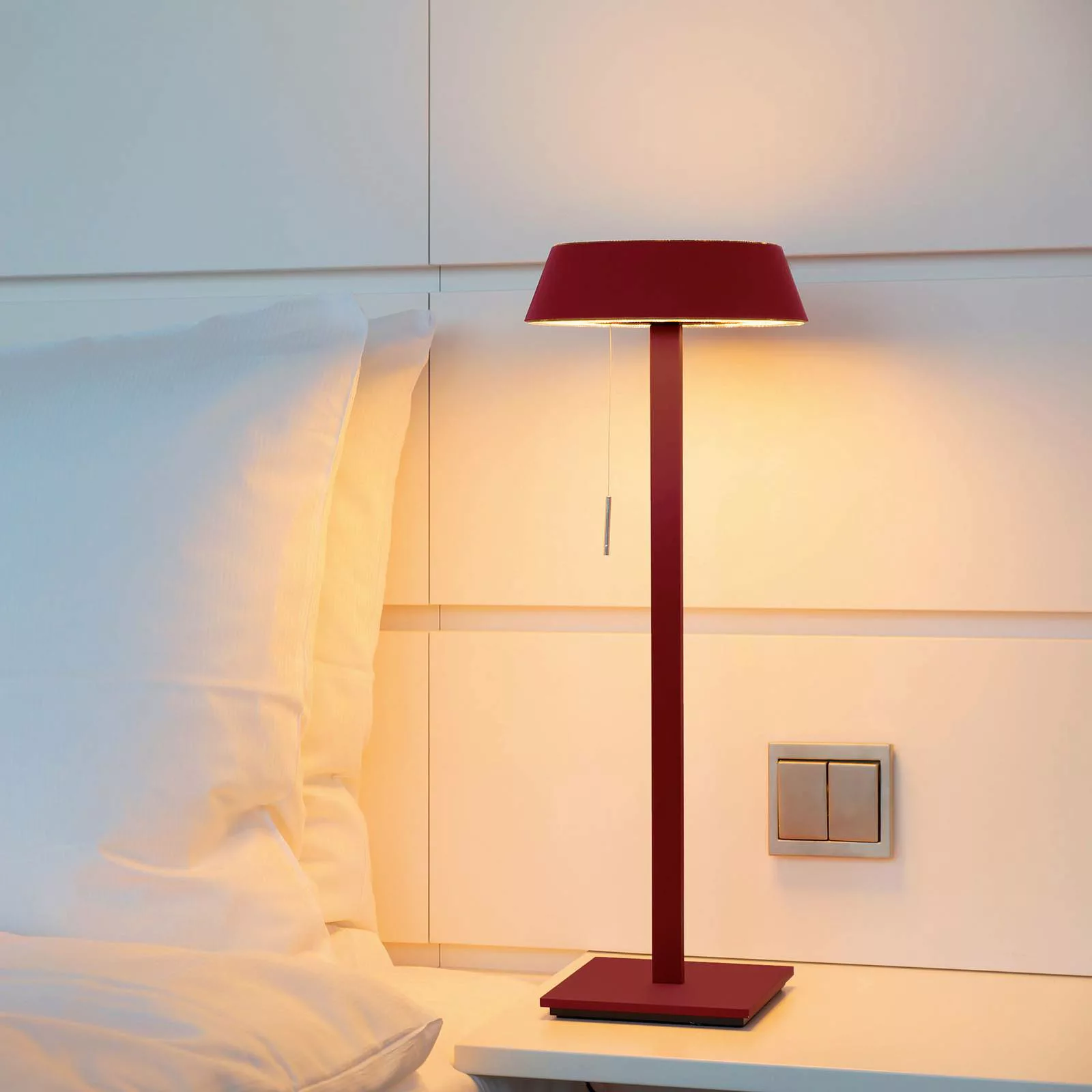 OLIGO Glance LED-Tischlampe rot matt günstig online kaufen