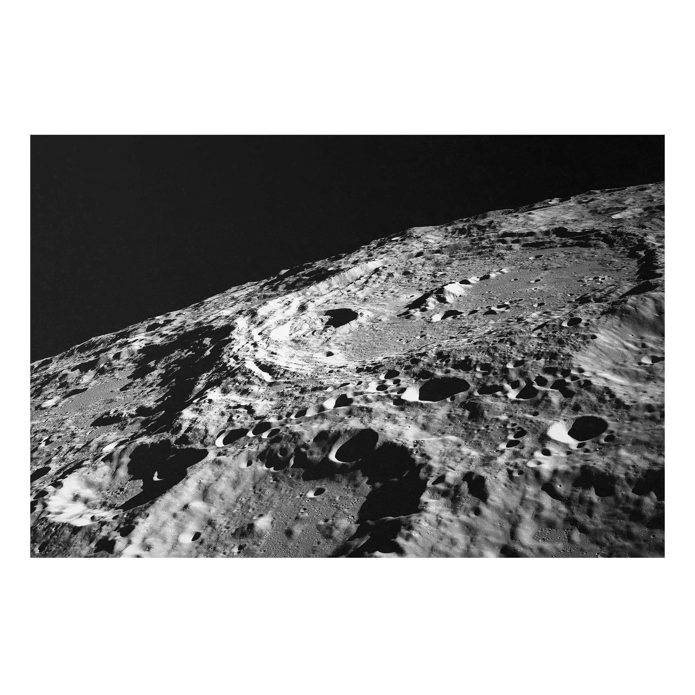 Alu-Dibond Bild NASA Fotografie Mondkrater günstig online kaufen