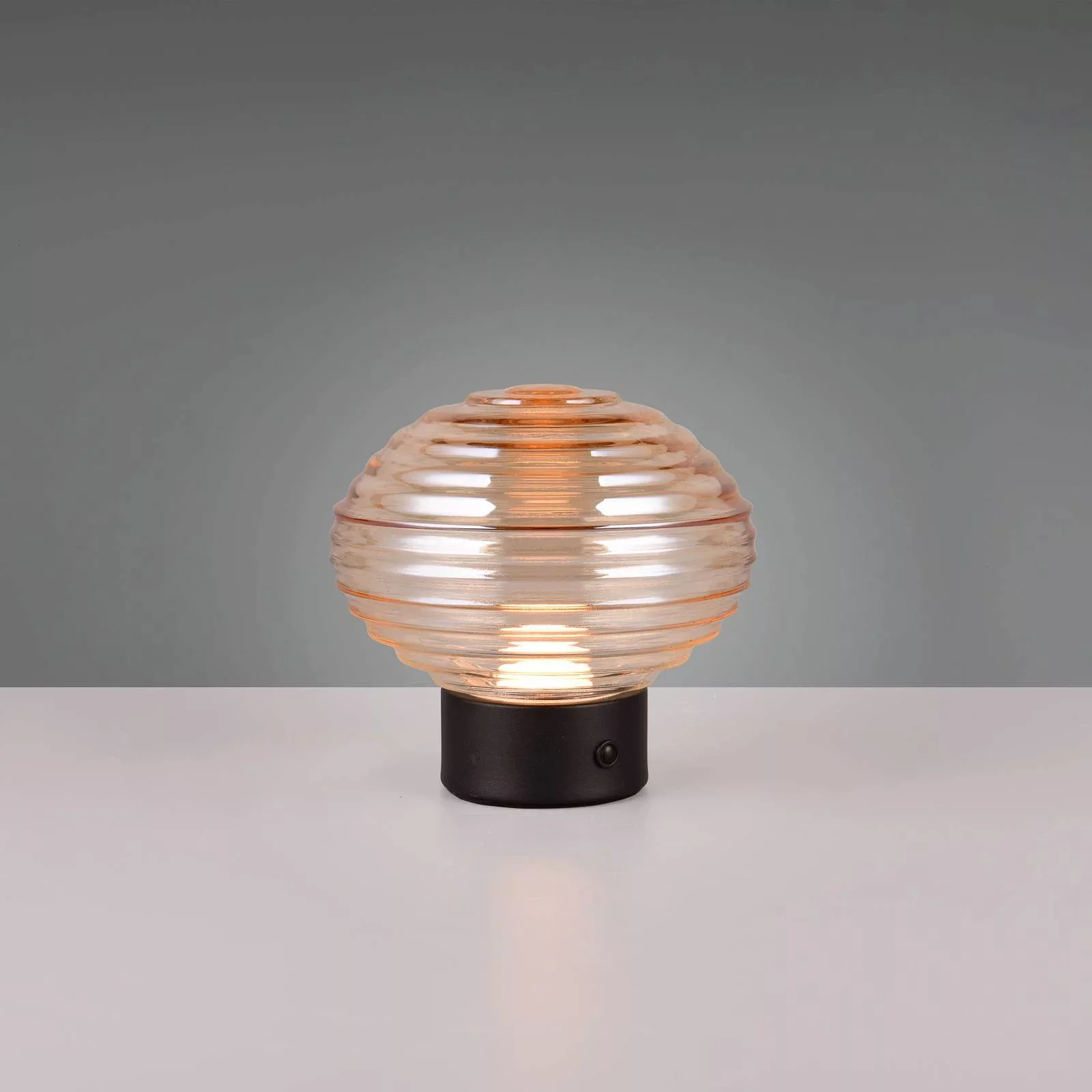 LED-Akku-Tischlampe Earl, schwarz/amber, Höhe 14,5 cm, Glas günstig online kaufen