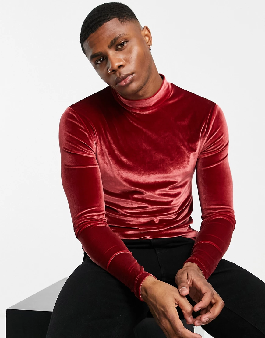 ASOS DESIGN – Körperbetontes, langärmliges Shirt aus Velour in Burgunderrot günstig online kaufen