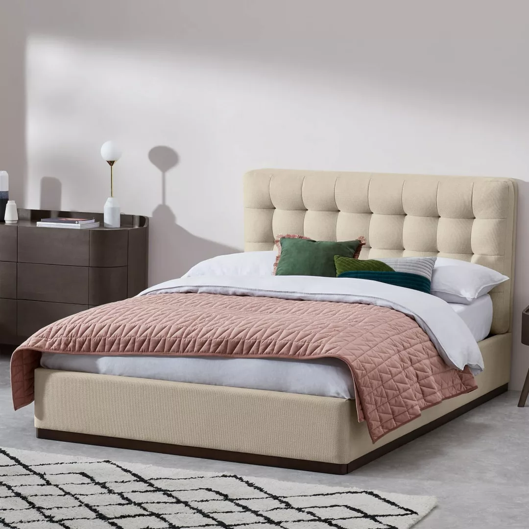 Lavelle Polsterbett mit Bettkasten (160 x 200 cm), Gerstengelb und Walnuss günstig online kaufen