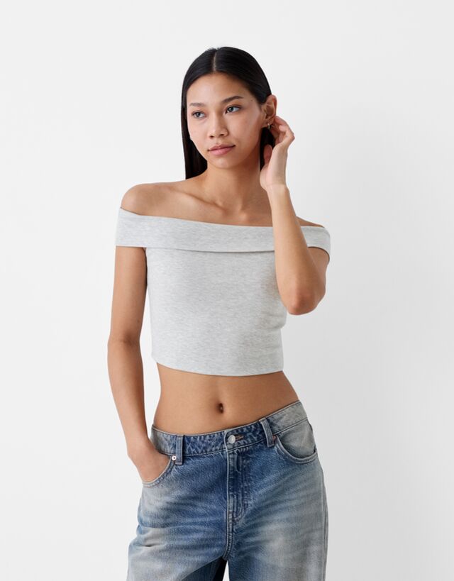 Bershka T-Shirt Mit Kurzen Ärmeln Und Bardot-Ausschnitt Bskteen Xs Grau günstig online kaufen