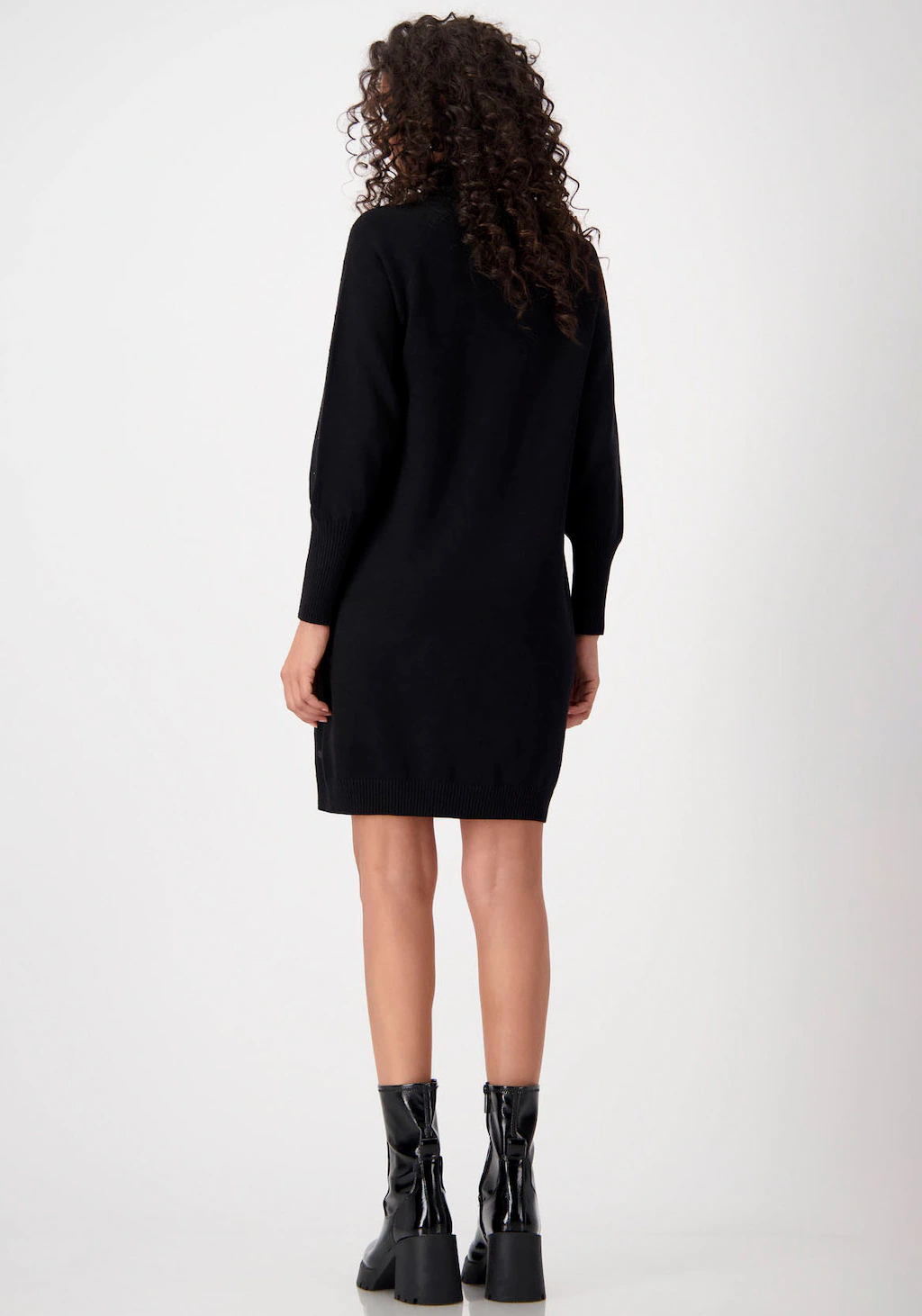 Monari Strickkleid "Kleid Strickkleid Midi", mit Glitzersteinchen am Ärmel günstig online kaufen