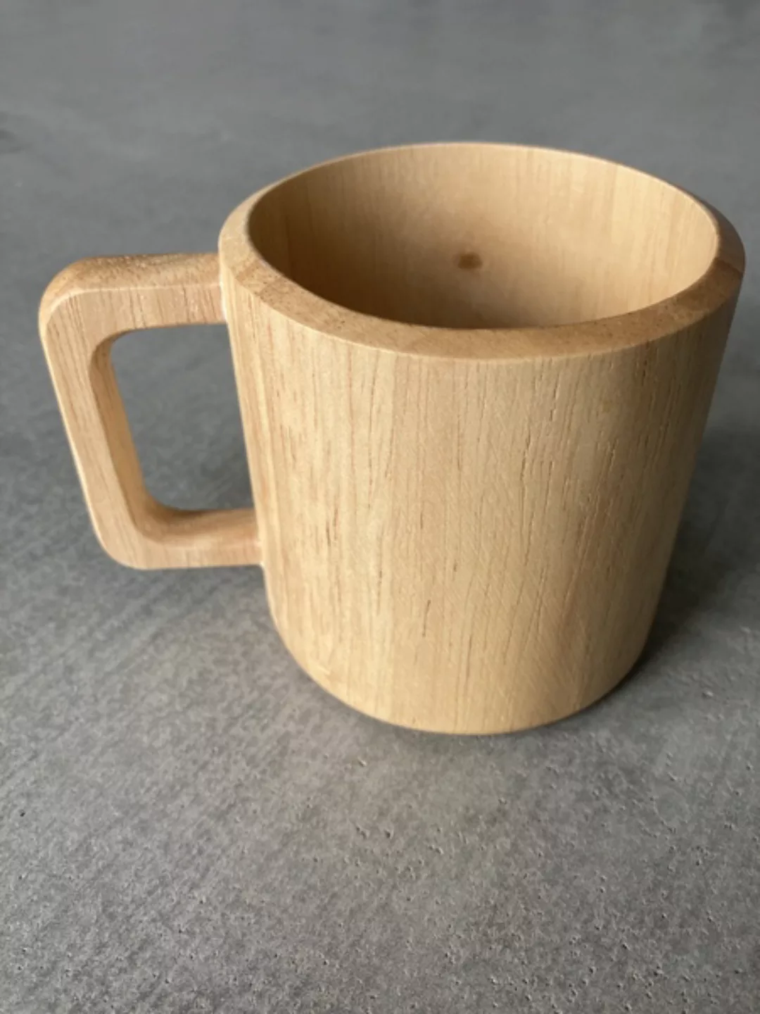 Handgefertigte Kaffeetasse Aus Hellem Holz günstig online kaufen