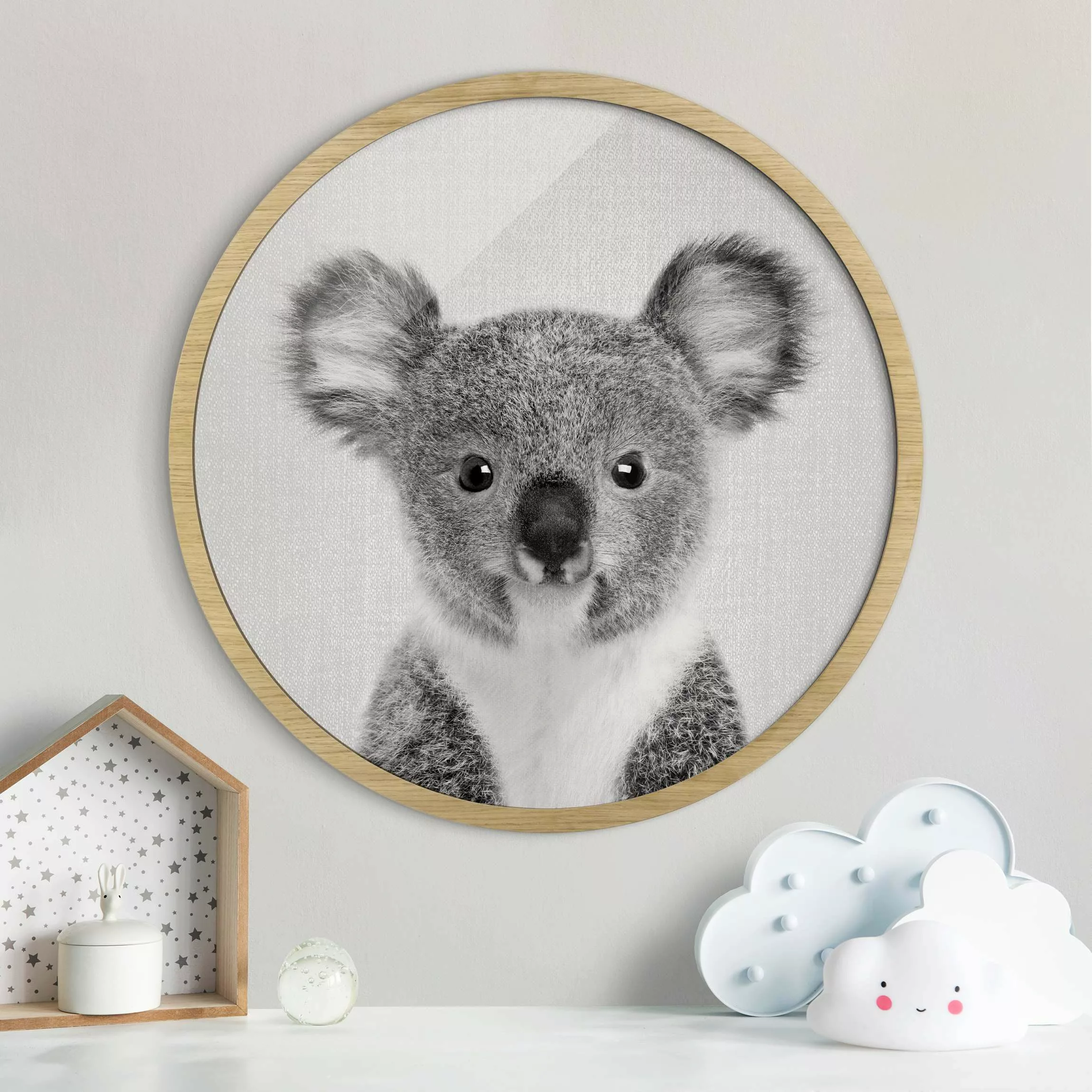 Rundes Gerahmtes Bild Baby Koala Klara Schwarz Weiß günstig online kaufen