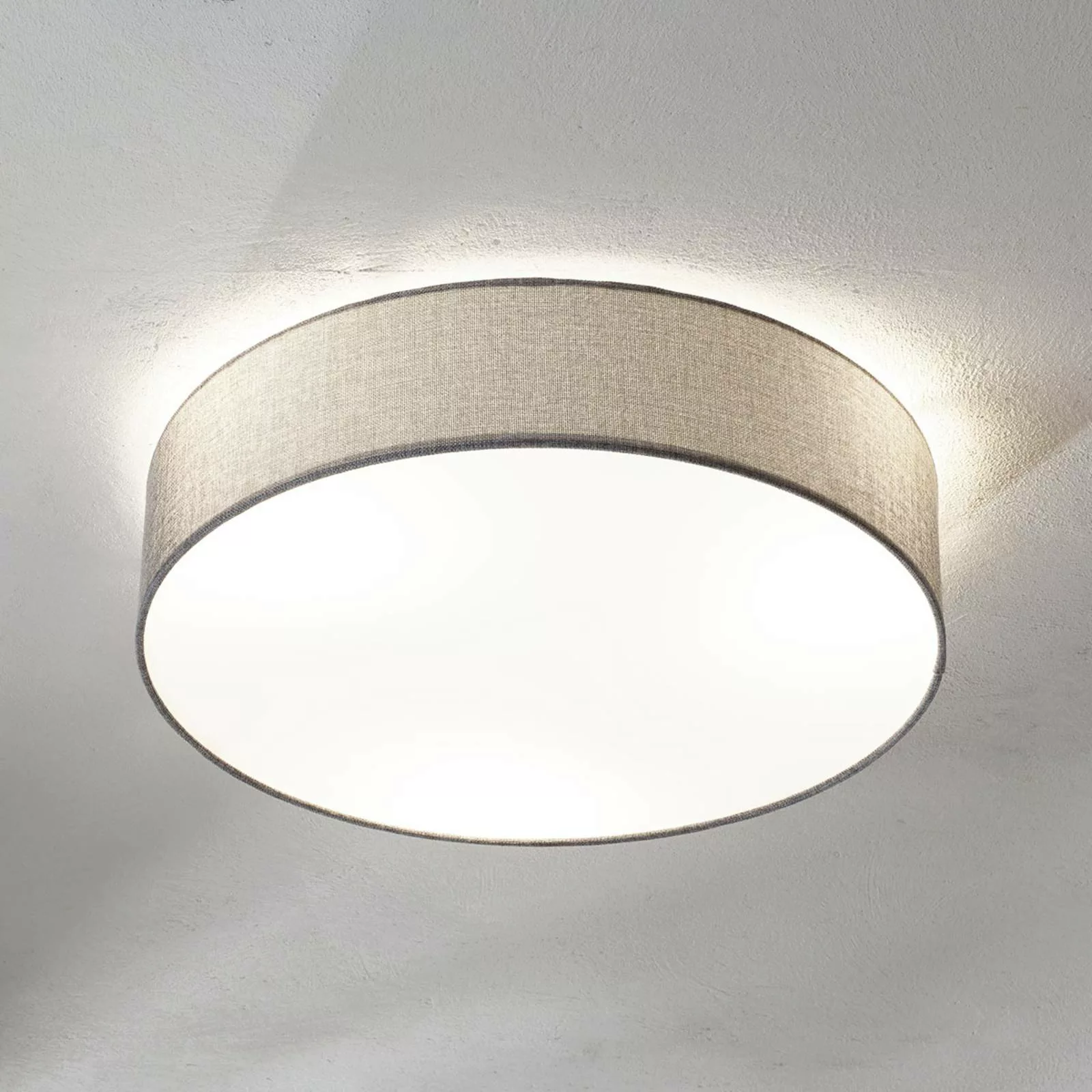 Graue Deckenlampe Pasteri mit Leinenschirm 57 cm günstig online kaufen