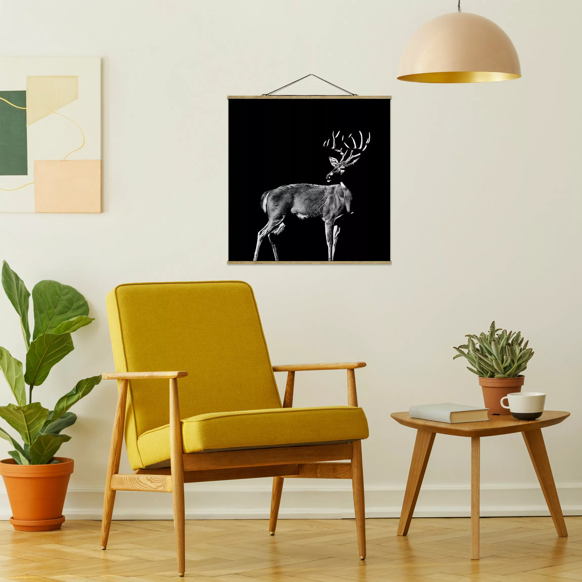 Stoffbild Tiere mit Posterleisten - Quadrat Hirsch vor Schwarz günstig online kaufen