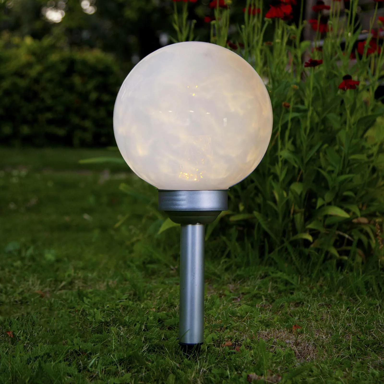 LED-Solarleuchte Lunay, rotierendes Leuchtmittel günstig online kaufen