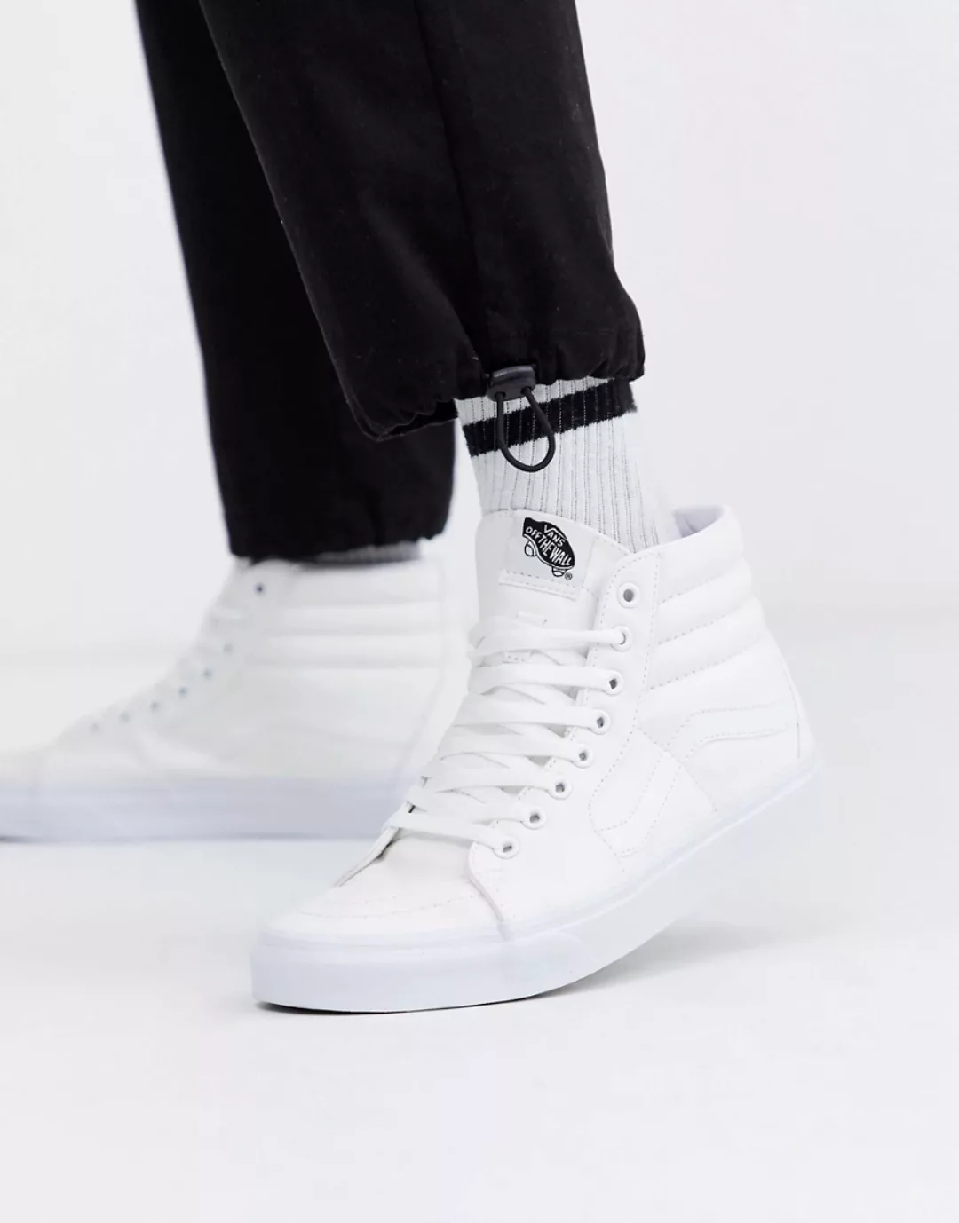 Vans – Sk8 – Knöchelhohe Sneaker in Weiß günstig online kaufen