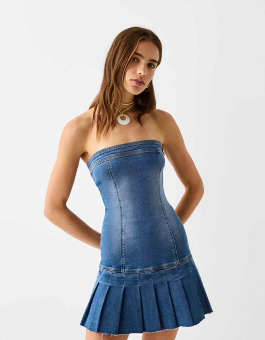 Bershka Minikleid Aus Denim Mit Kellerfalten Damen M Ausgewaschenes Blau günstig online kaufen