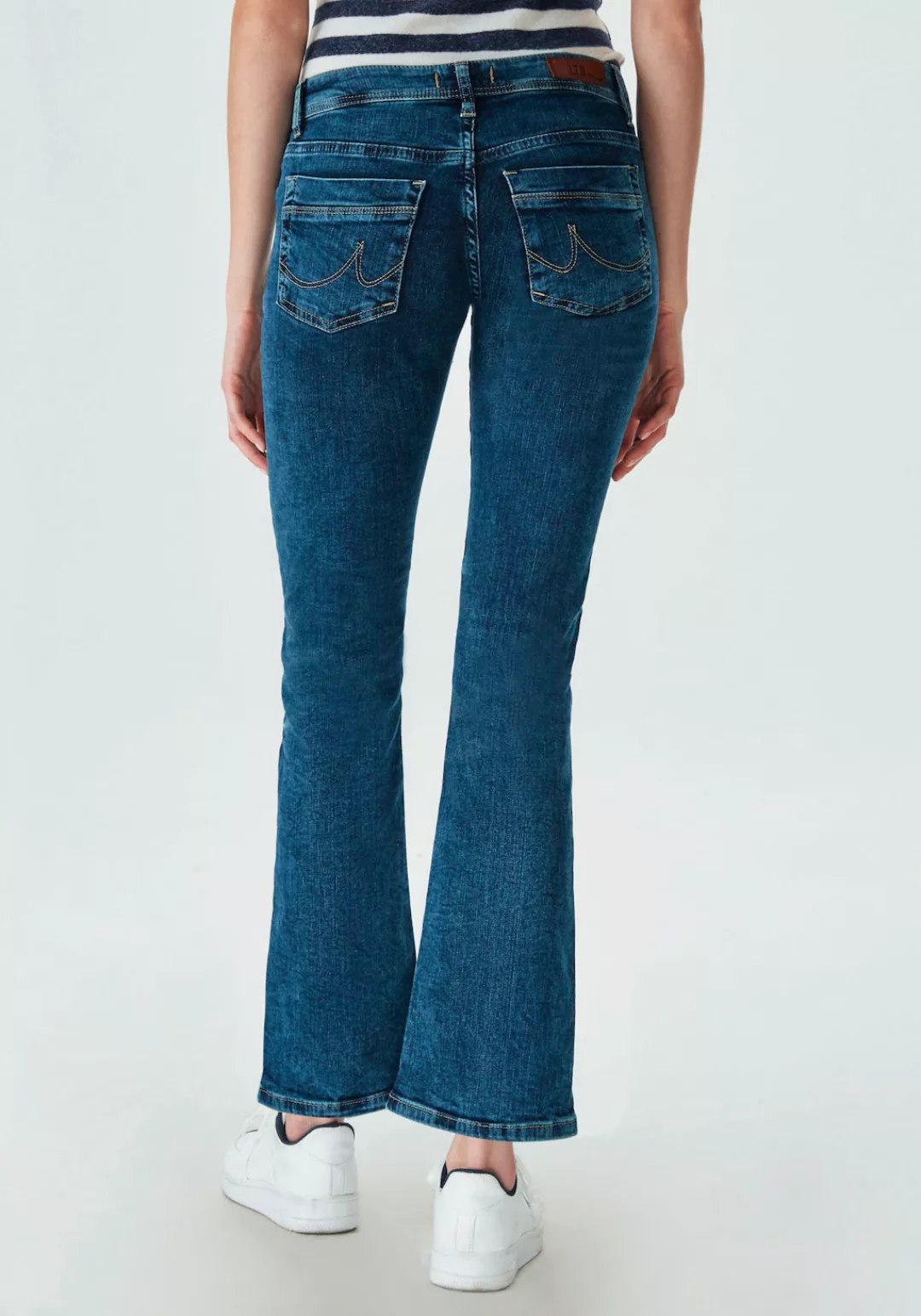 LTB Damen Jeans Valerie - Bootcut - Blue Lapis Wash günstig online kaufen