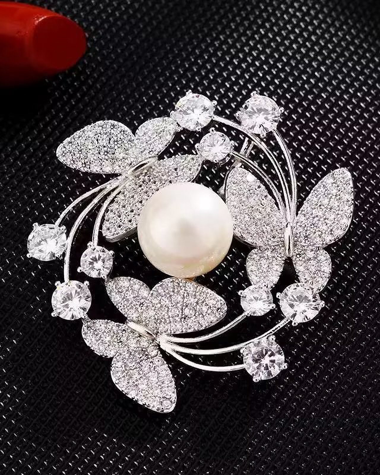 MayTree Brosche "drei Schmetterlinge", mit Strass günstig online kaufen