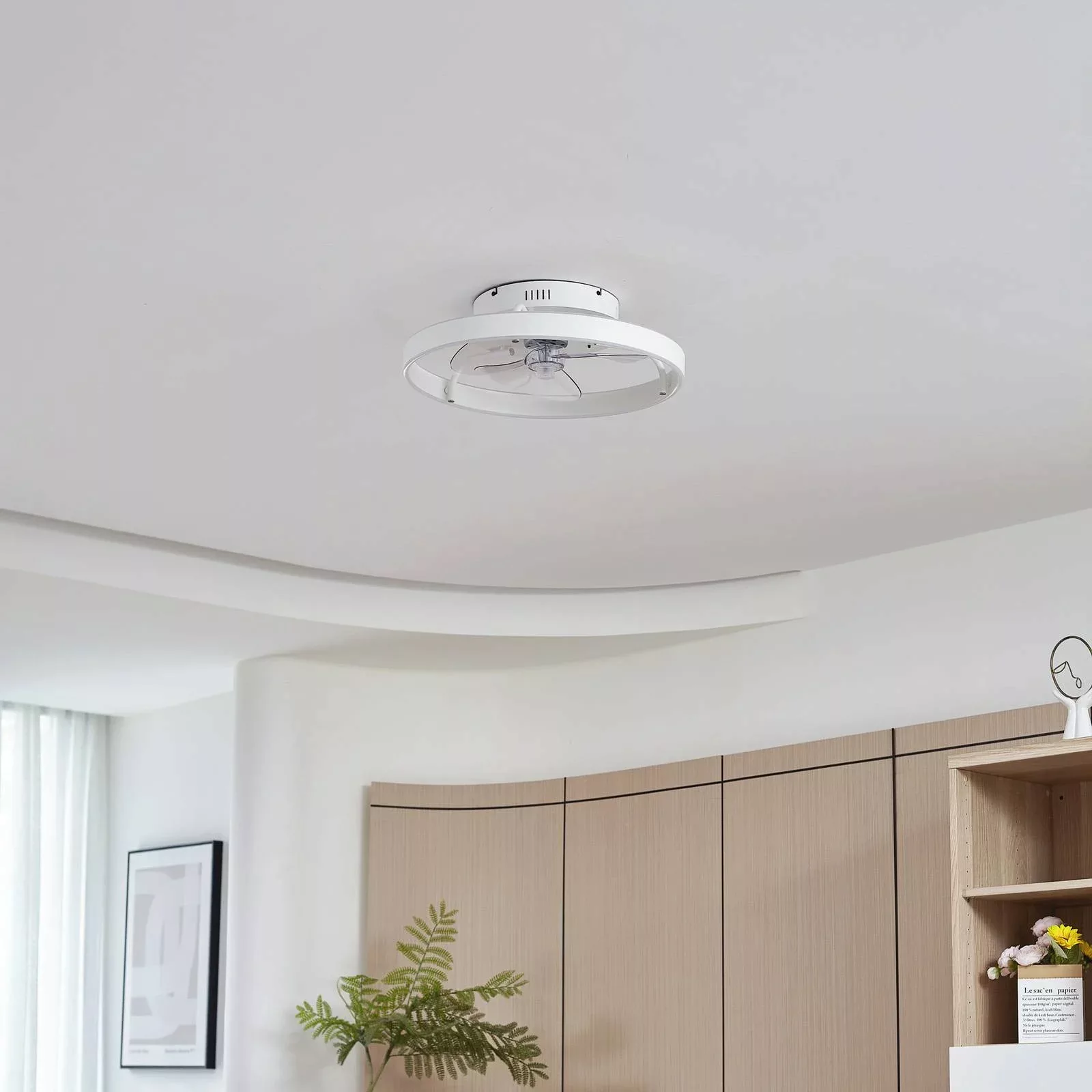 Lindby LED-Deckenventilator Momitu, weiß, Aluminium, Ø 14 cm günstig online kaufen