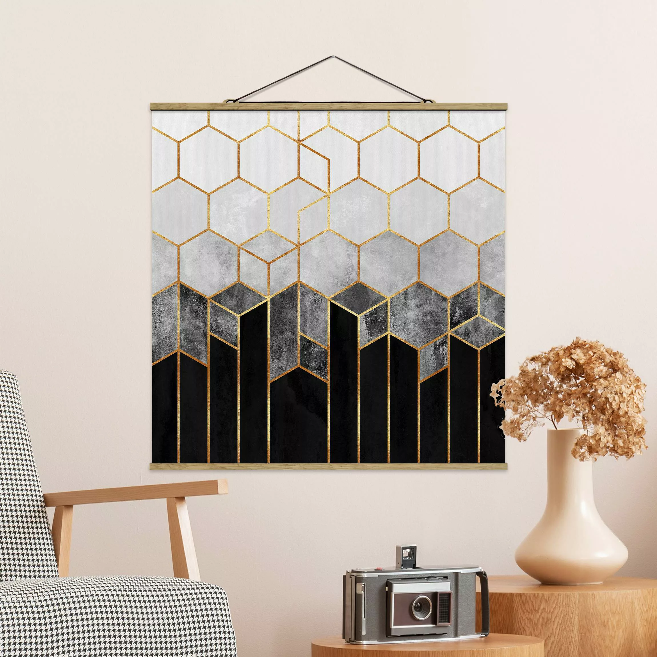 Stoffbild Abstrakt mit Posterleisten - Quadrat Goldene Sechsecke Schwarz We günstig online kaufen