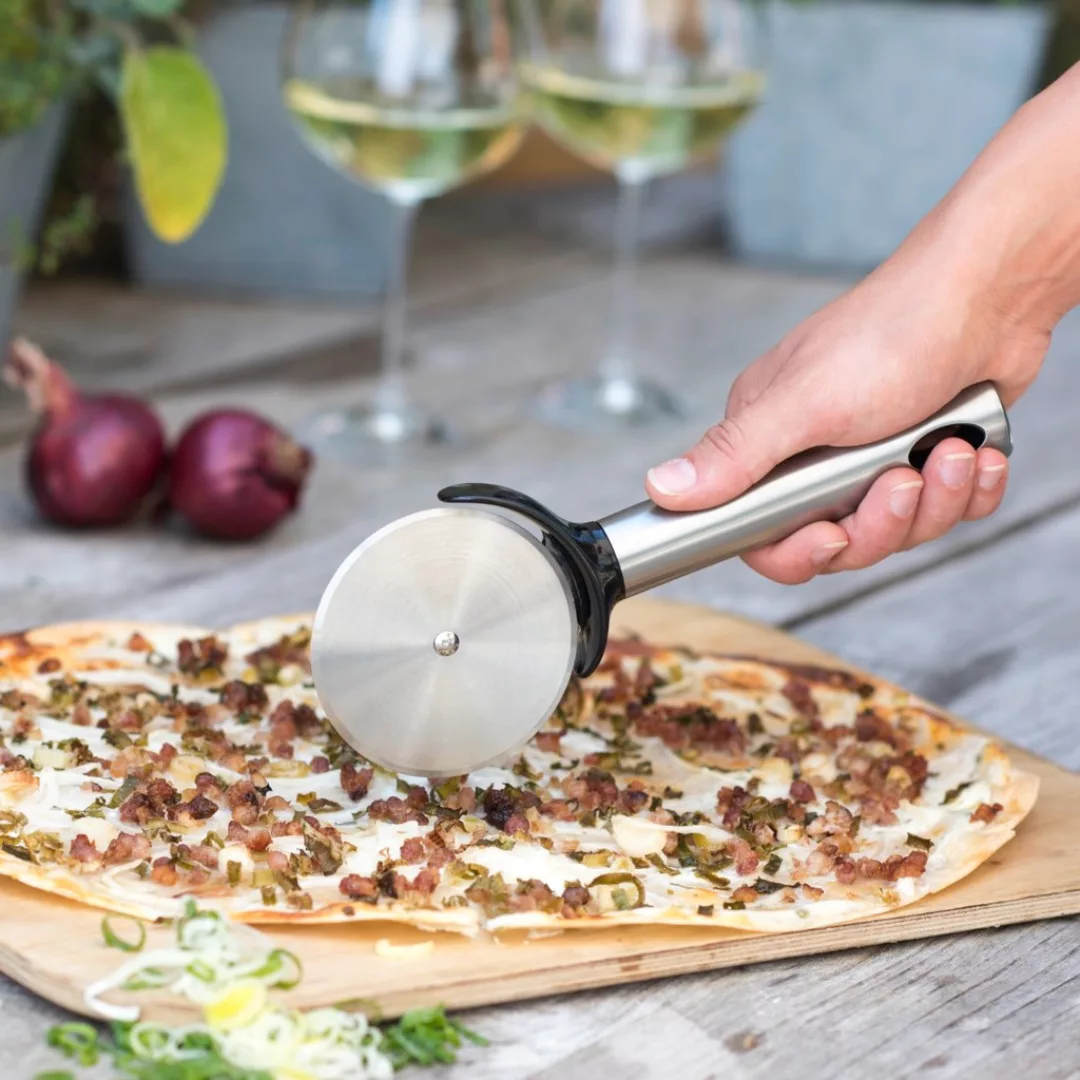 Xavax Pizzaschneider »Pizzaschneider, Pizzaroller, Küchenhelfer 22 cm, Edel günstig online kaufen