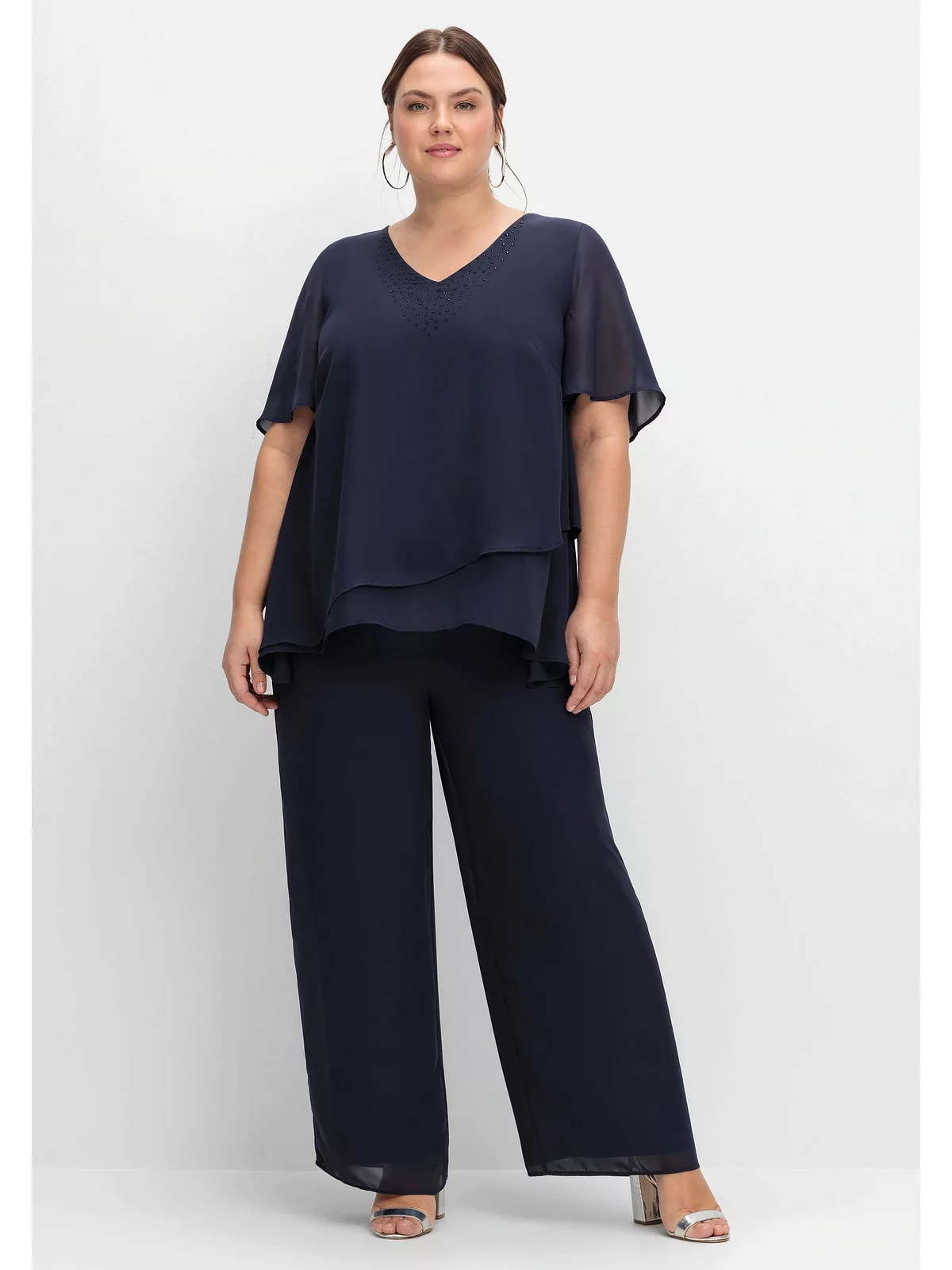 Sheego Jumpsuit "Große Größen", im Lagenlook, mit weitem Bein günstig online kaufen