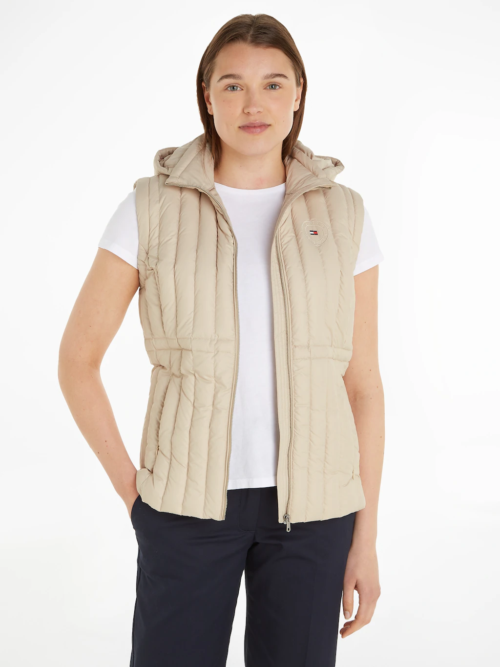 Tommy Hilfiger Daunenweste FEMININE LW DOWN VEST mit Logostickerei günstig online kaufen